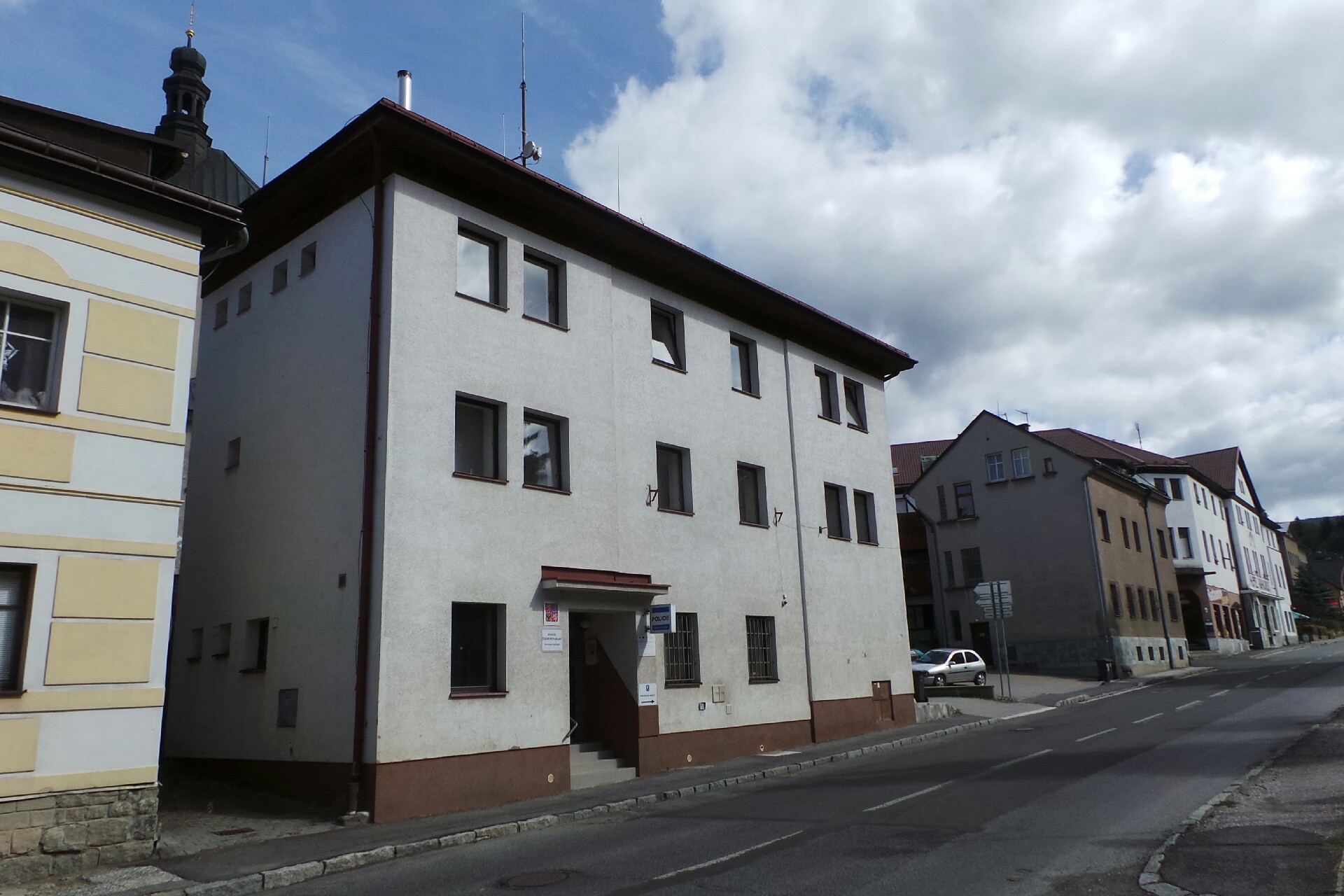 Policie ČR - Obvodní oddělení Rokytnice nad Jizerou