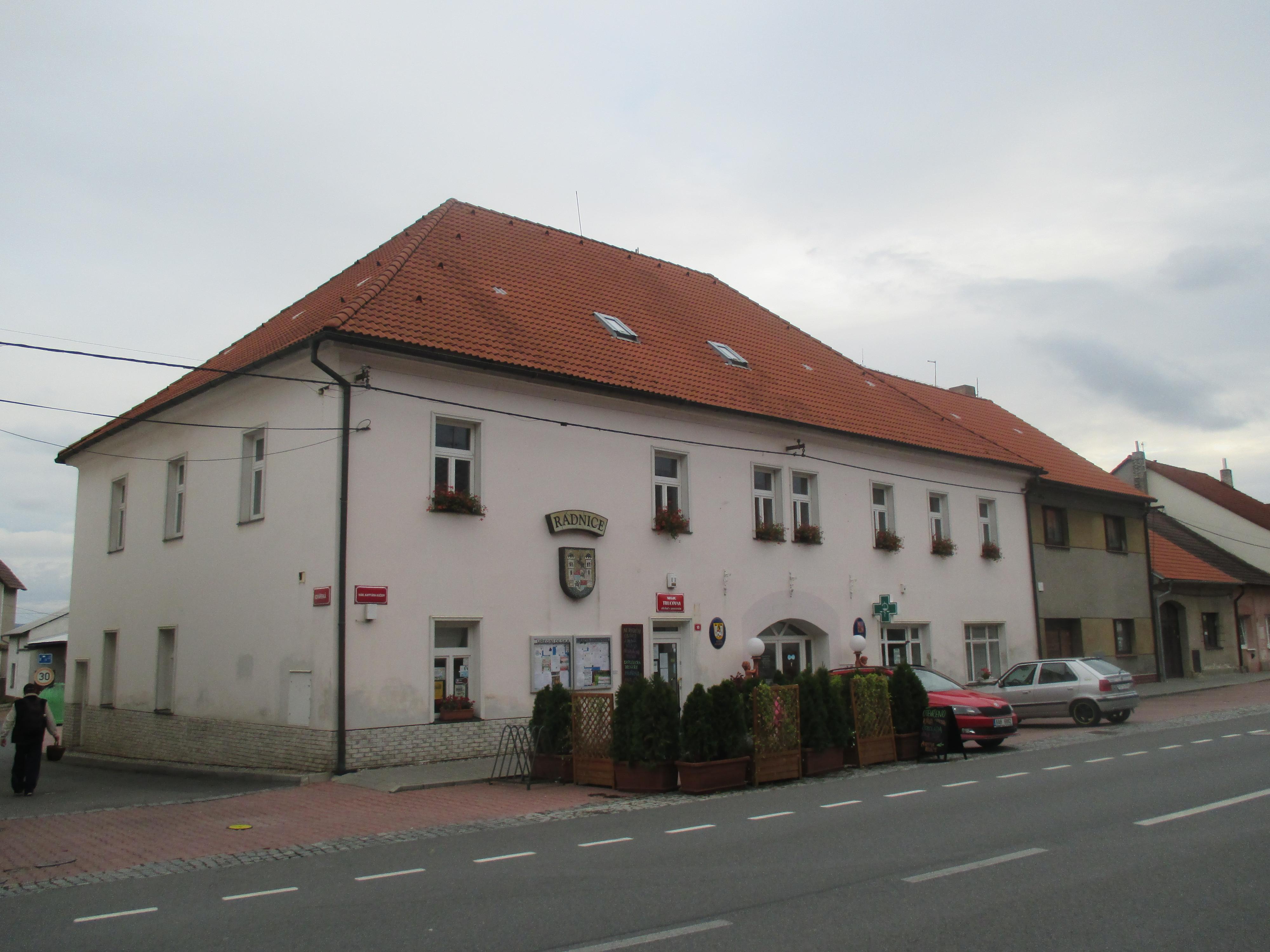 Cerhovice - úřad městyse foto 2