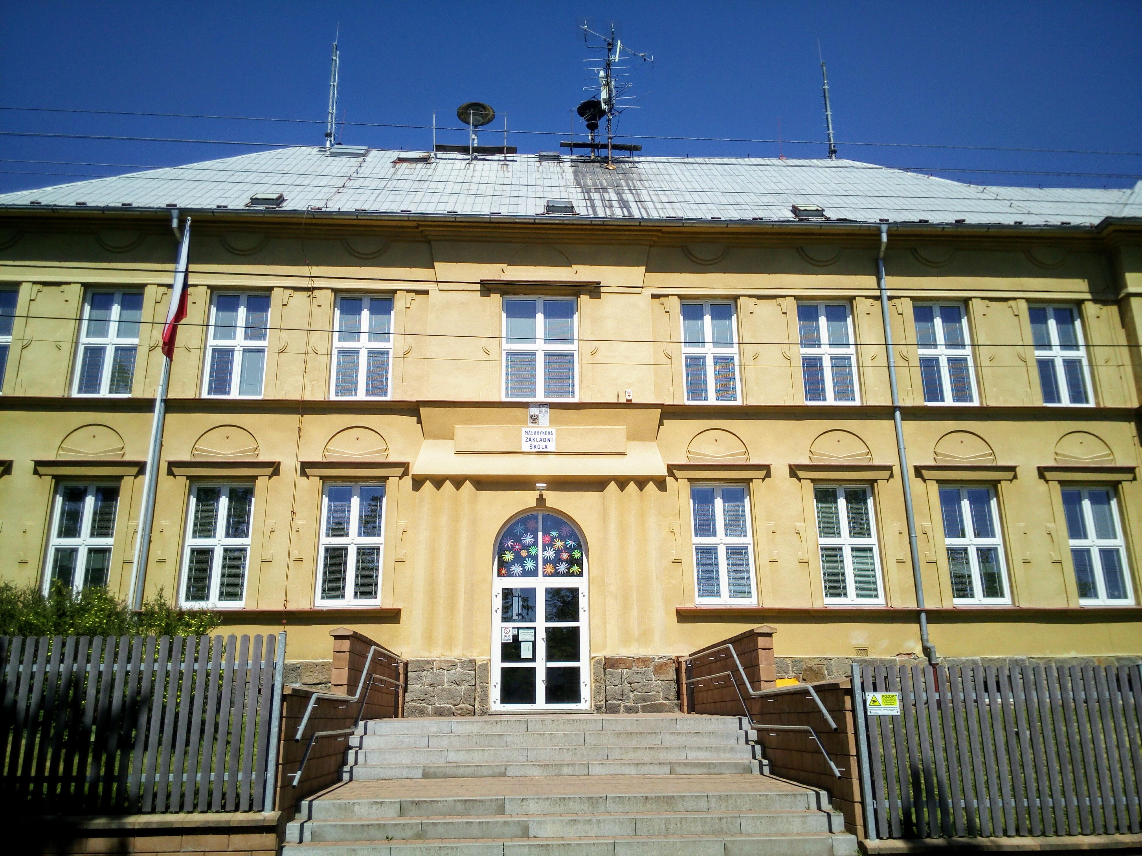 Masarykova ZŠ a MŠ v Žihli