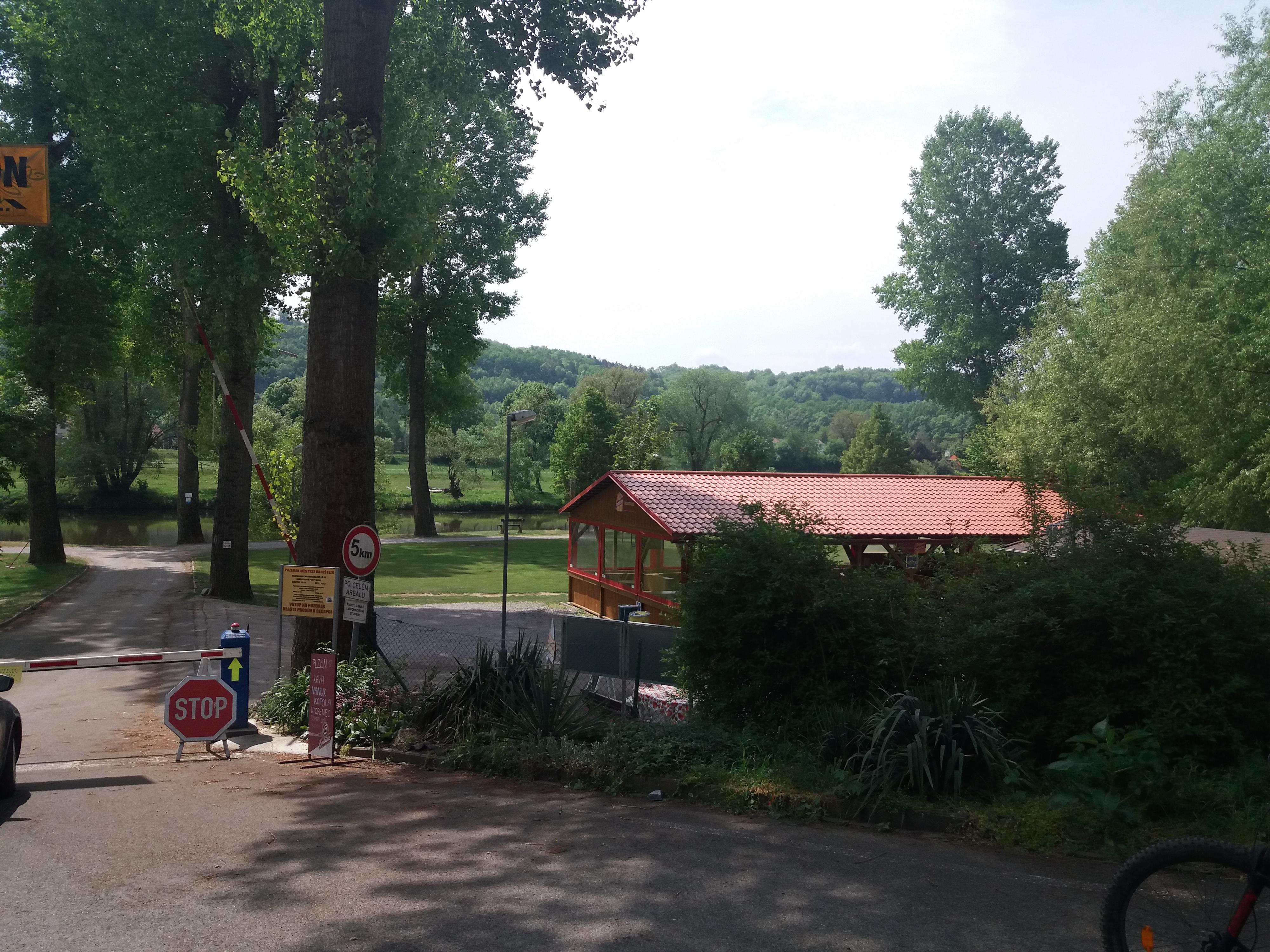 Autokemp Karlštejn foto 6