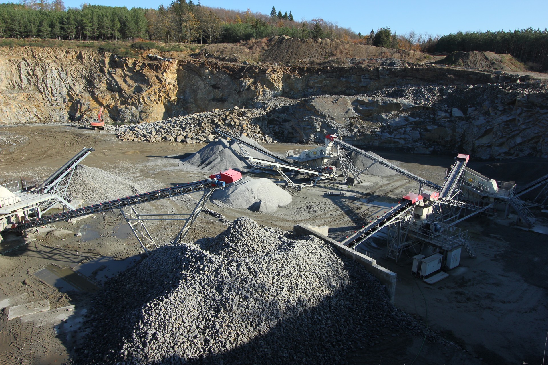 LOM DEŠTNO a.s. foto 3