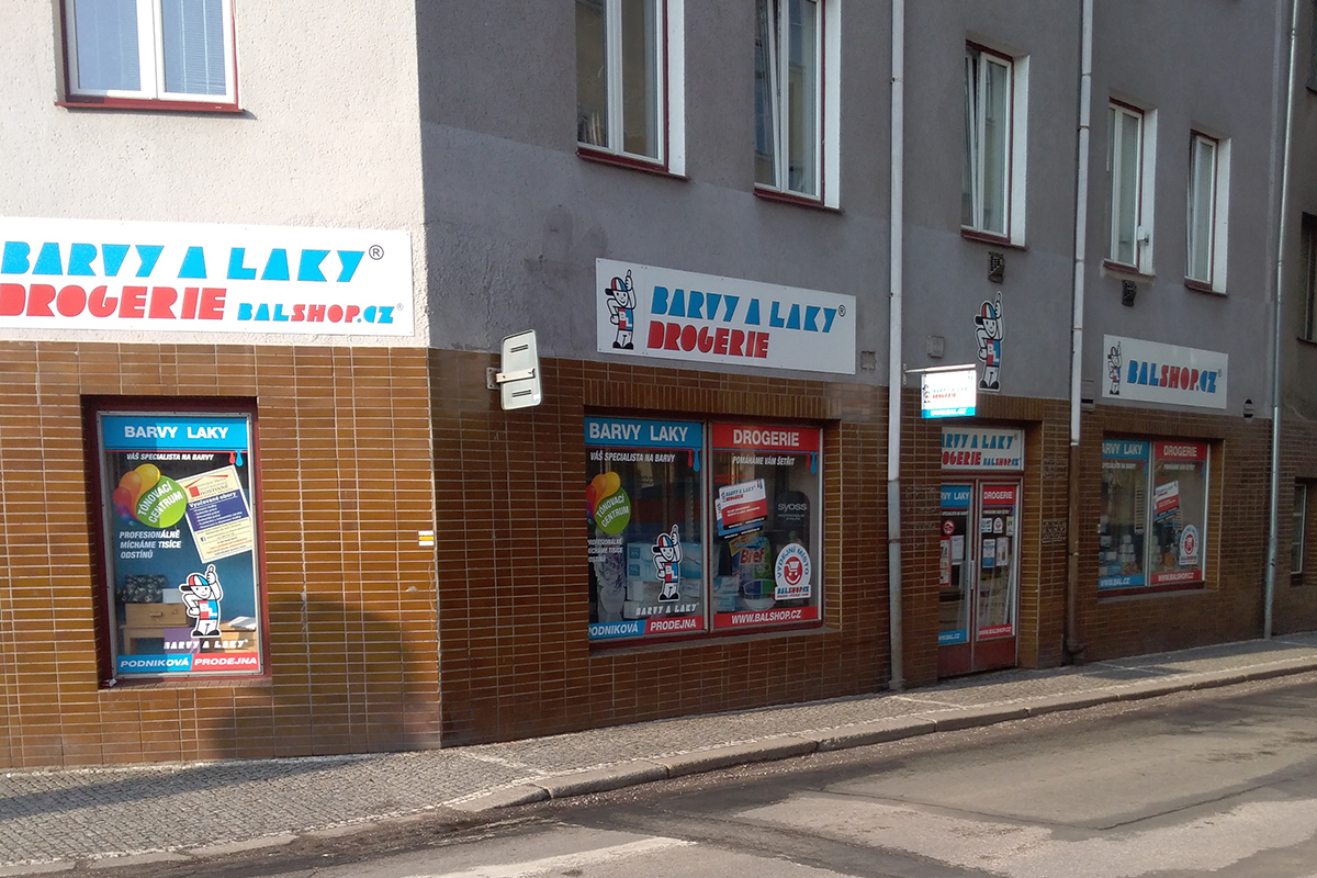 BARVY A LAKY DROGERIE