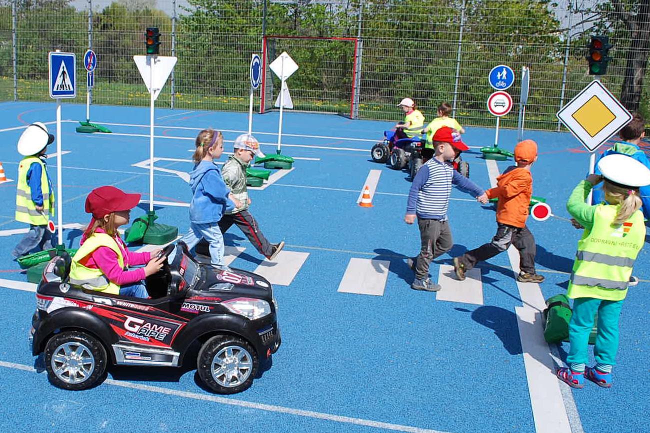 DOPRAVNÍ HŘIŠTĚ.EU, s.r.o.