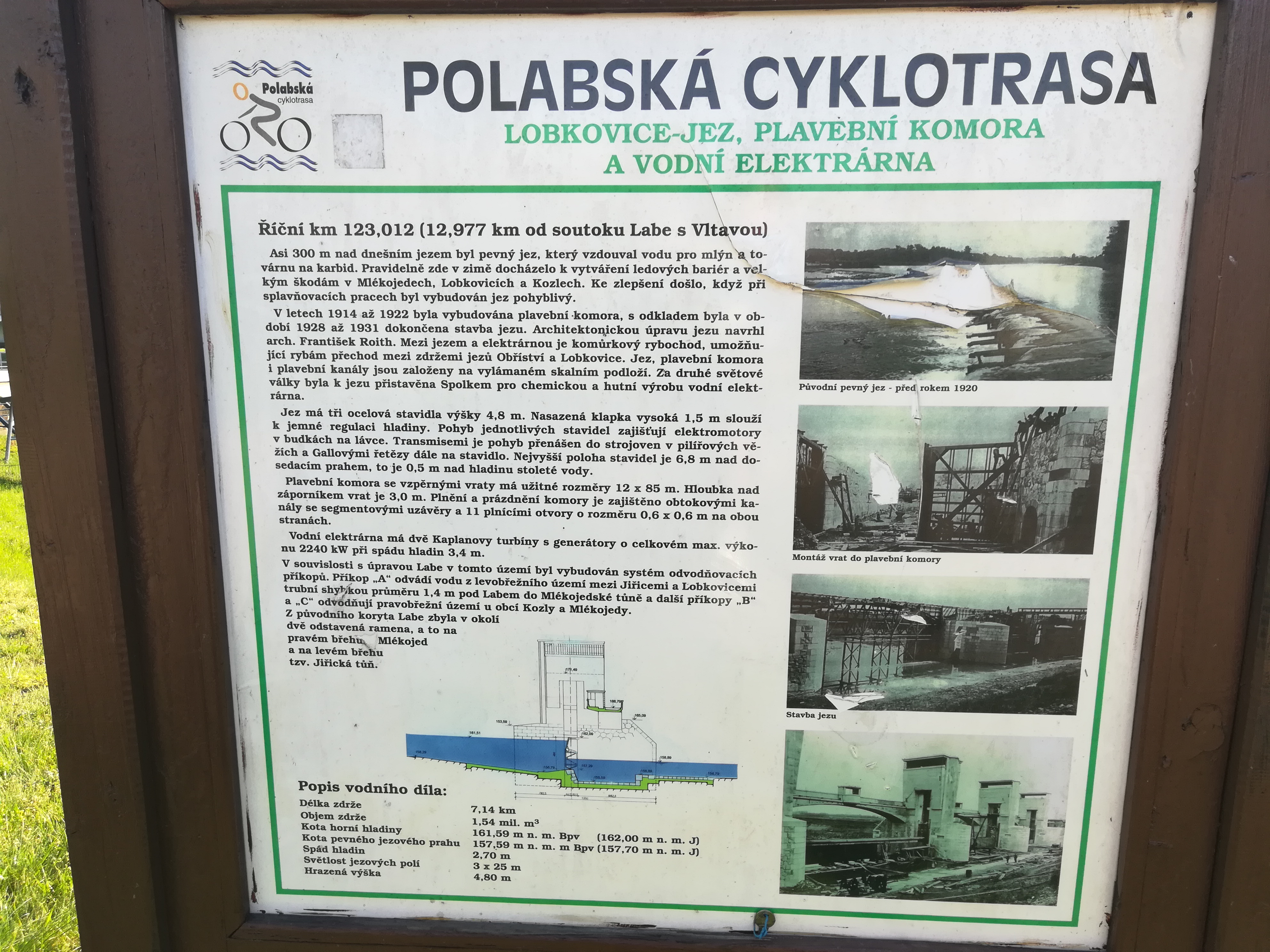 Plavební komora Lobkovice foto 3