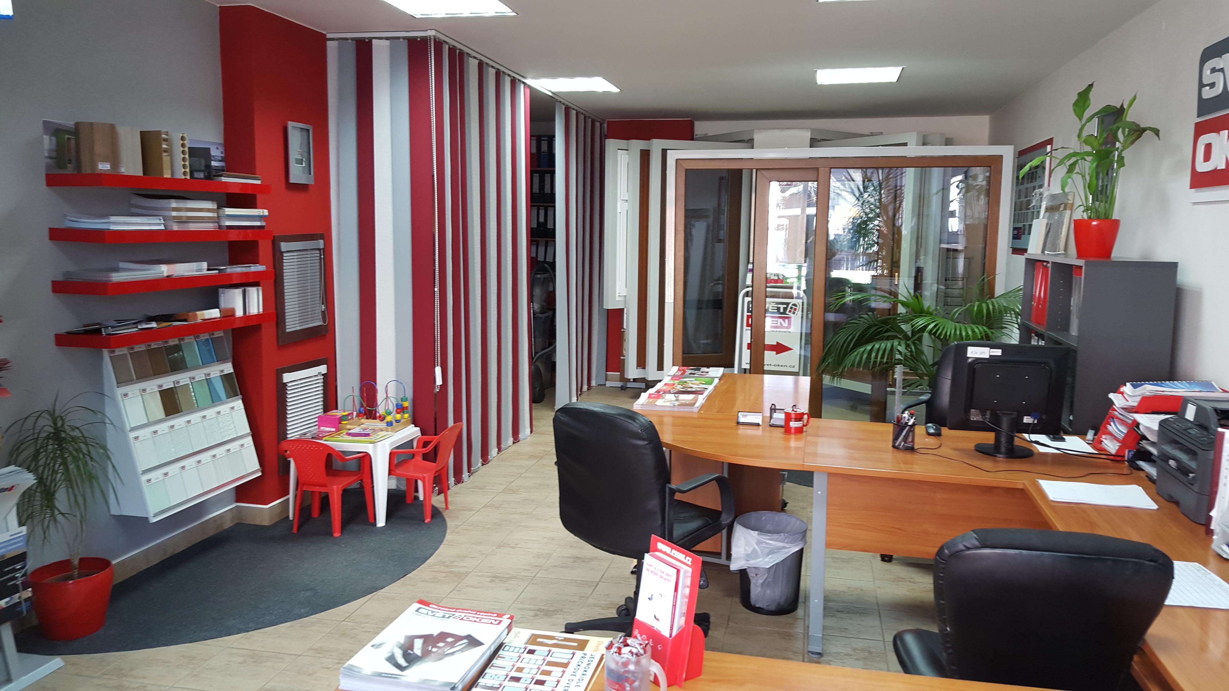 SVĚT OKEN - plastová okna a dveře foto 6