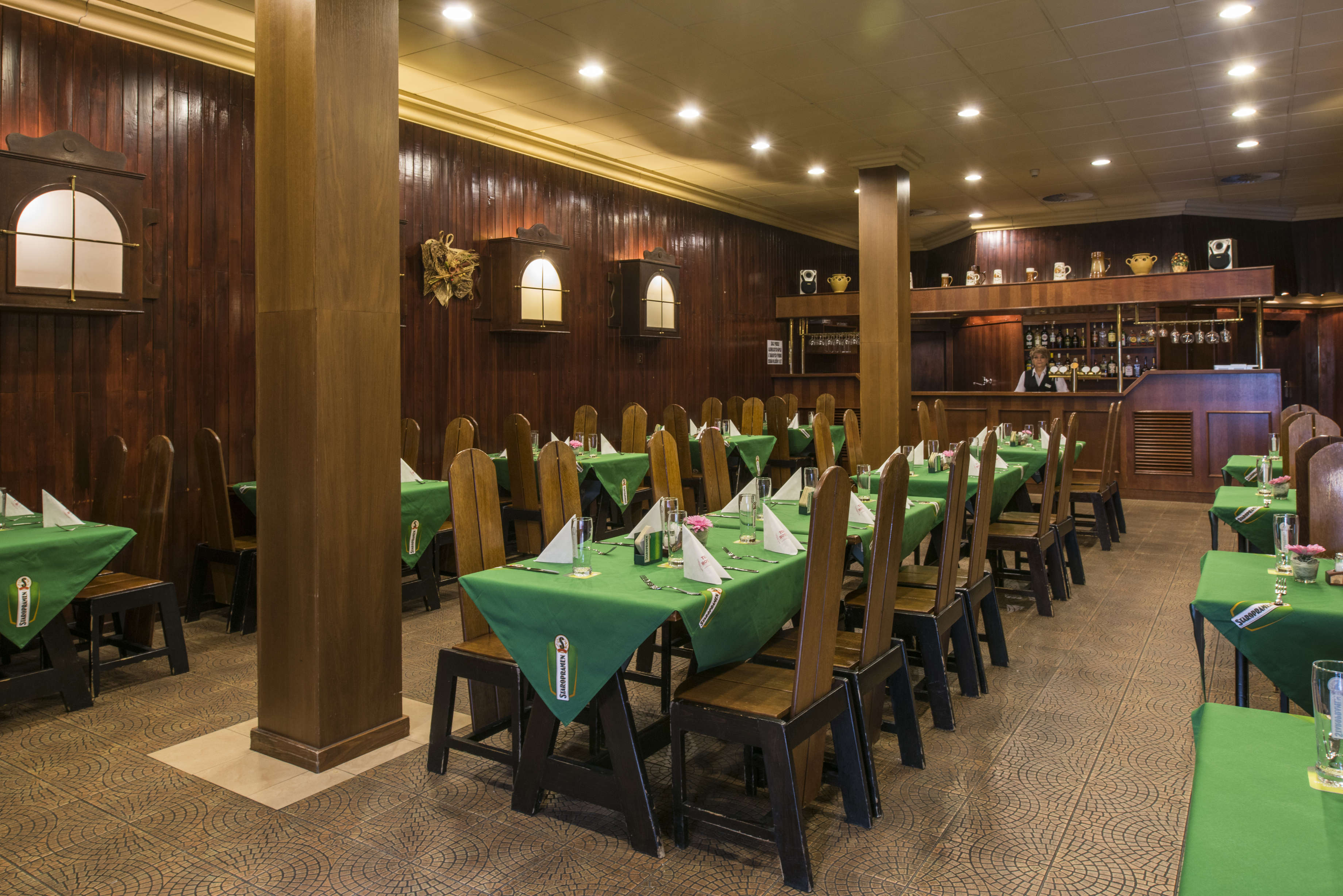 Staročeská pivnice