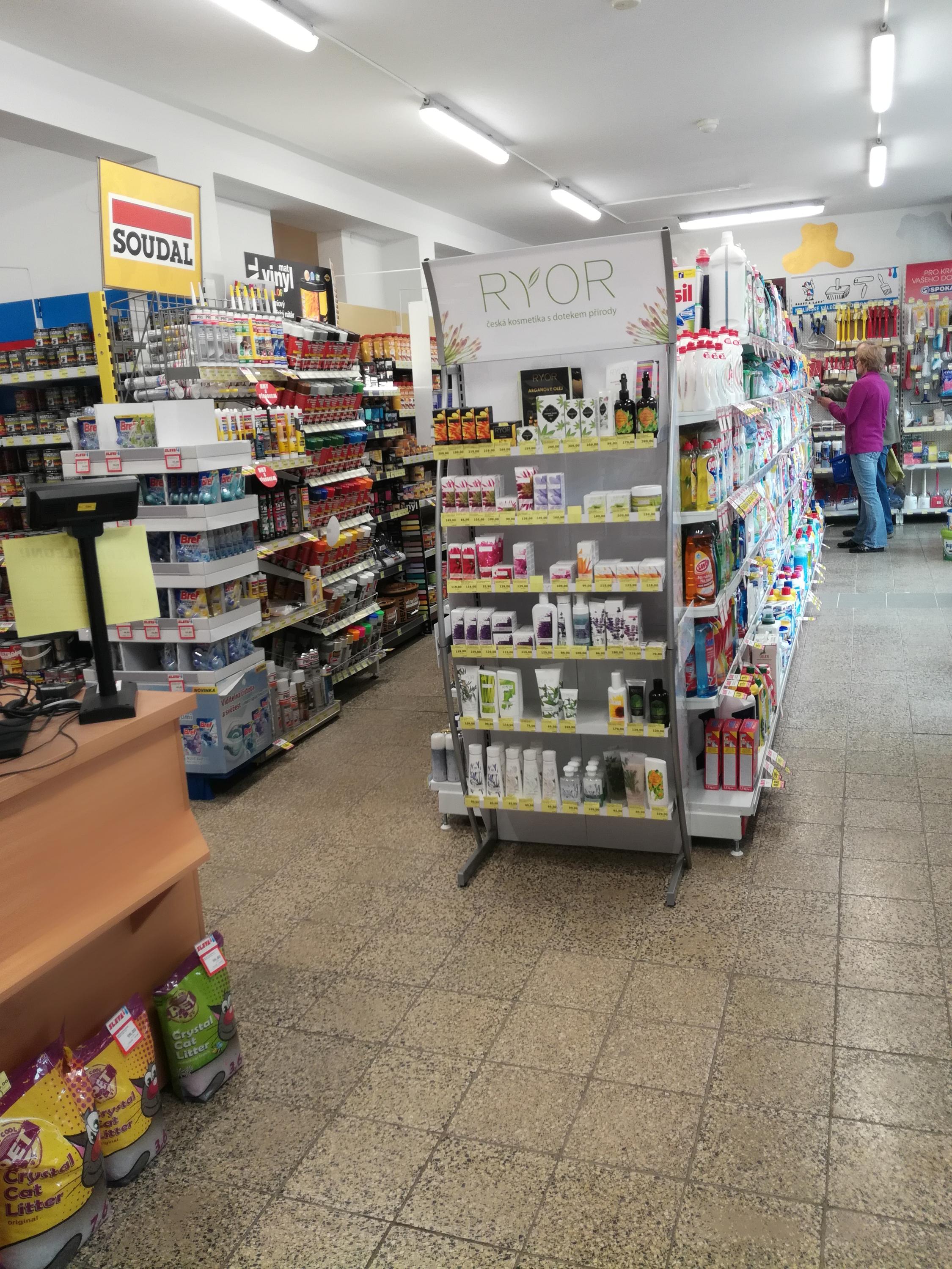 BARVY A LAKY DROGERIE foto 3