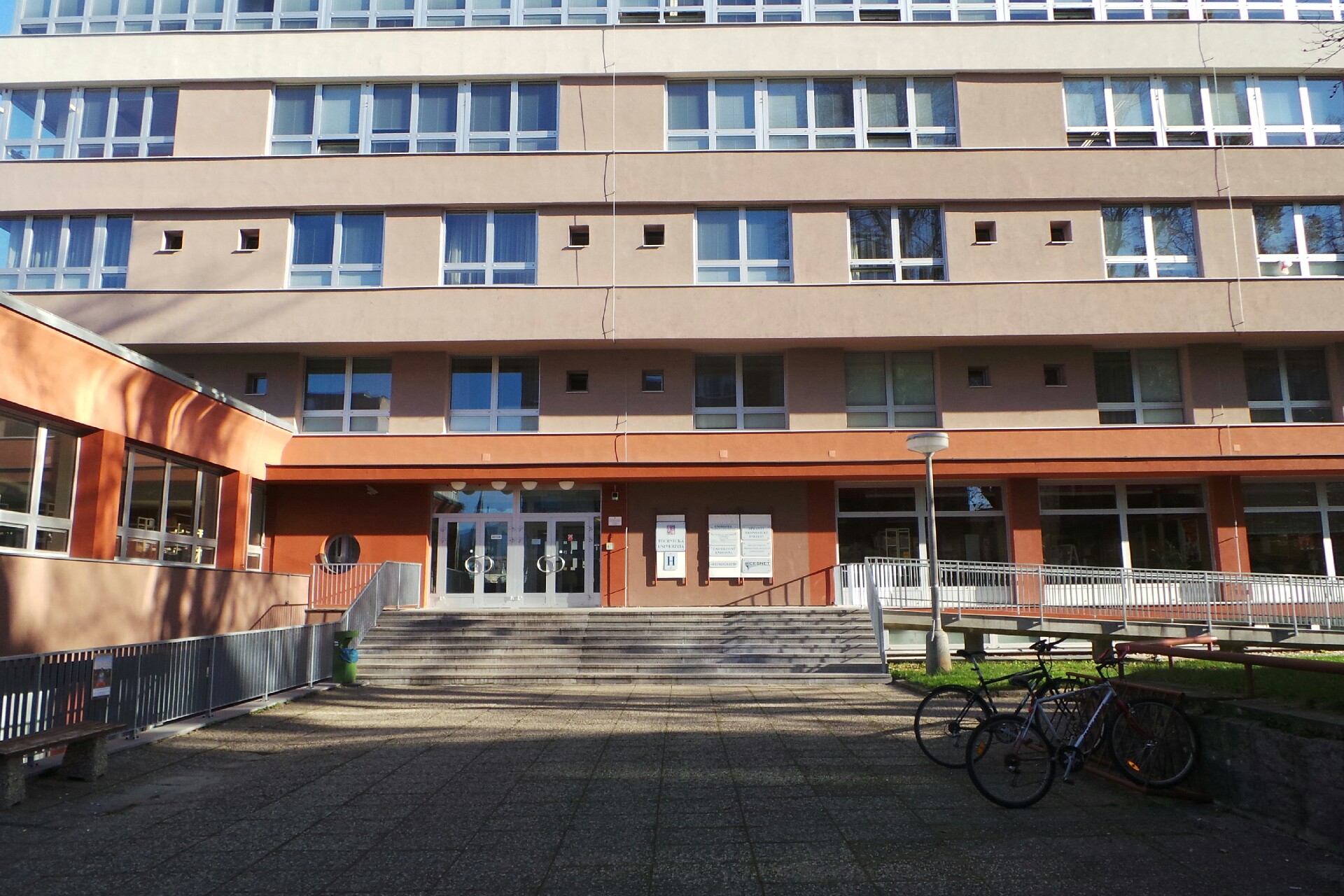 Technická univerzita v Liberci - Centrum dalšího vzdělávání