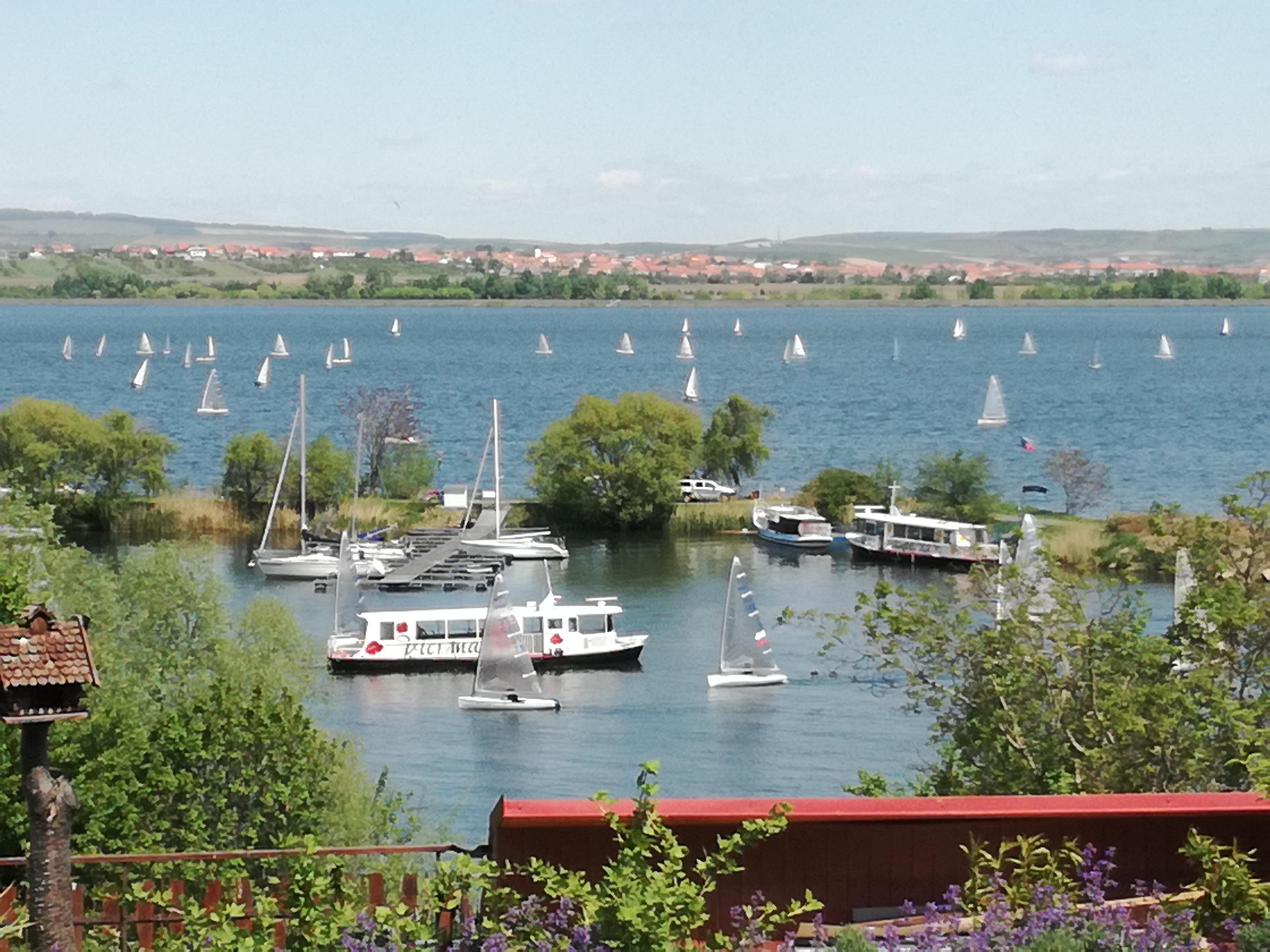 Penzion Nad jezerem foto 2