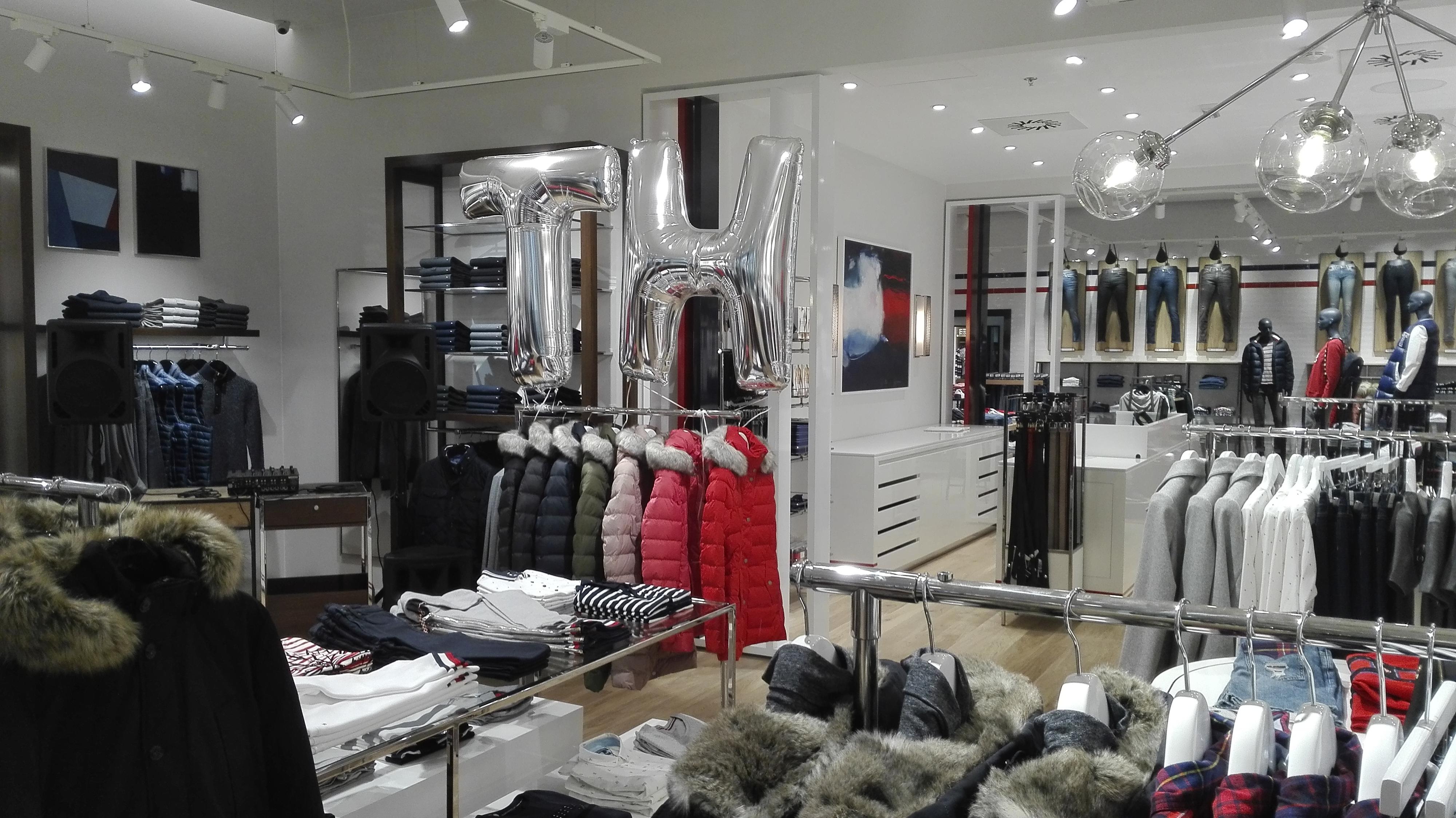 TOMMY HILFIGER - NELTEX cz foto 3