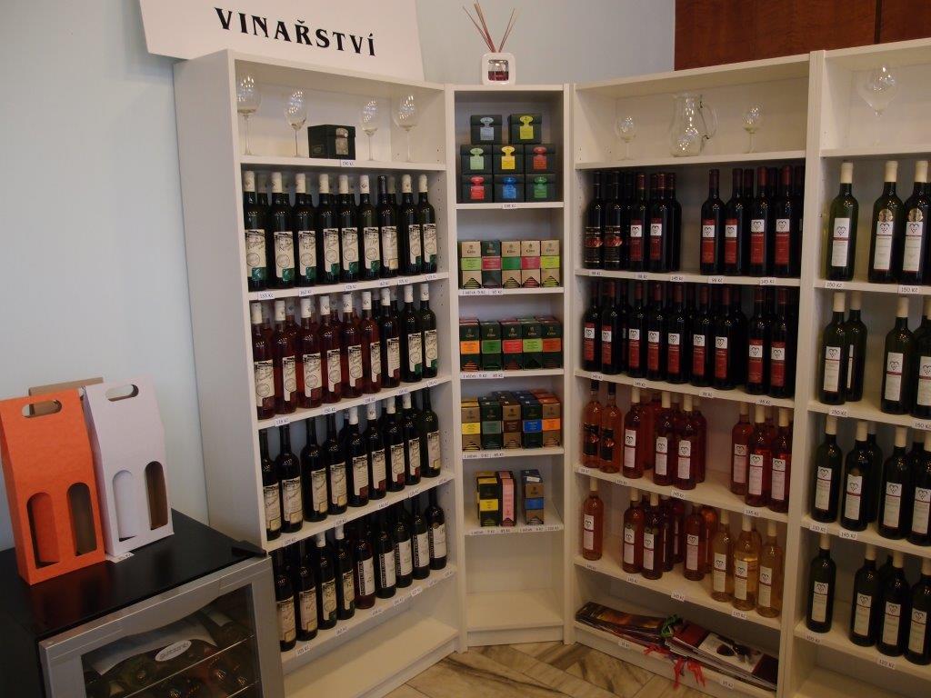 VINOTÉKA DK foto 6