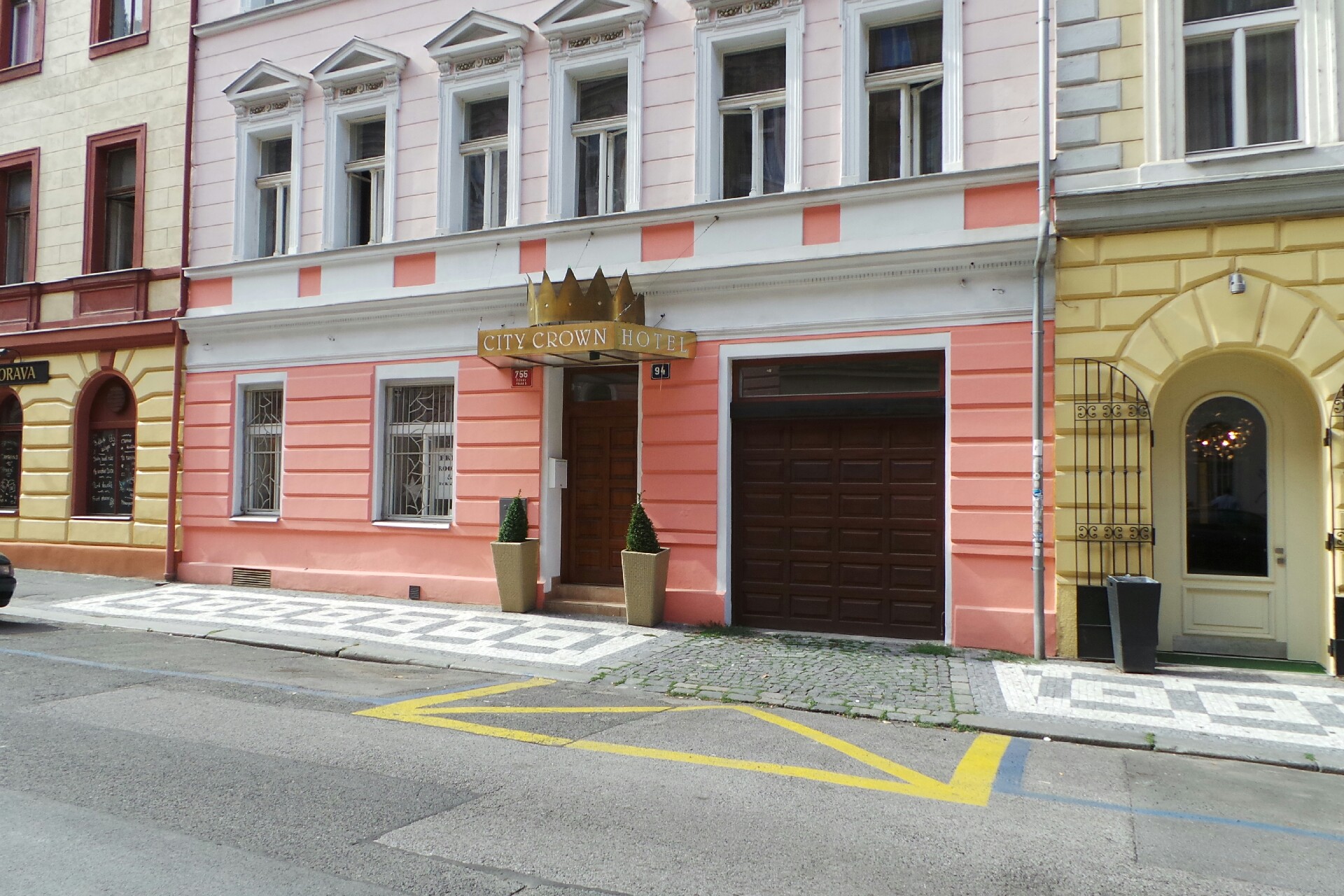 Hotel City Crown foto 1