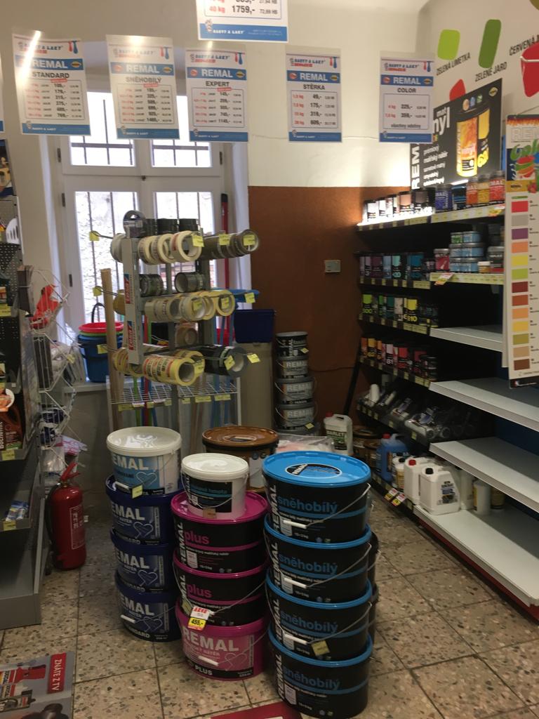 BARVY A LAKY DROGERIE foto 2