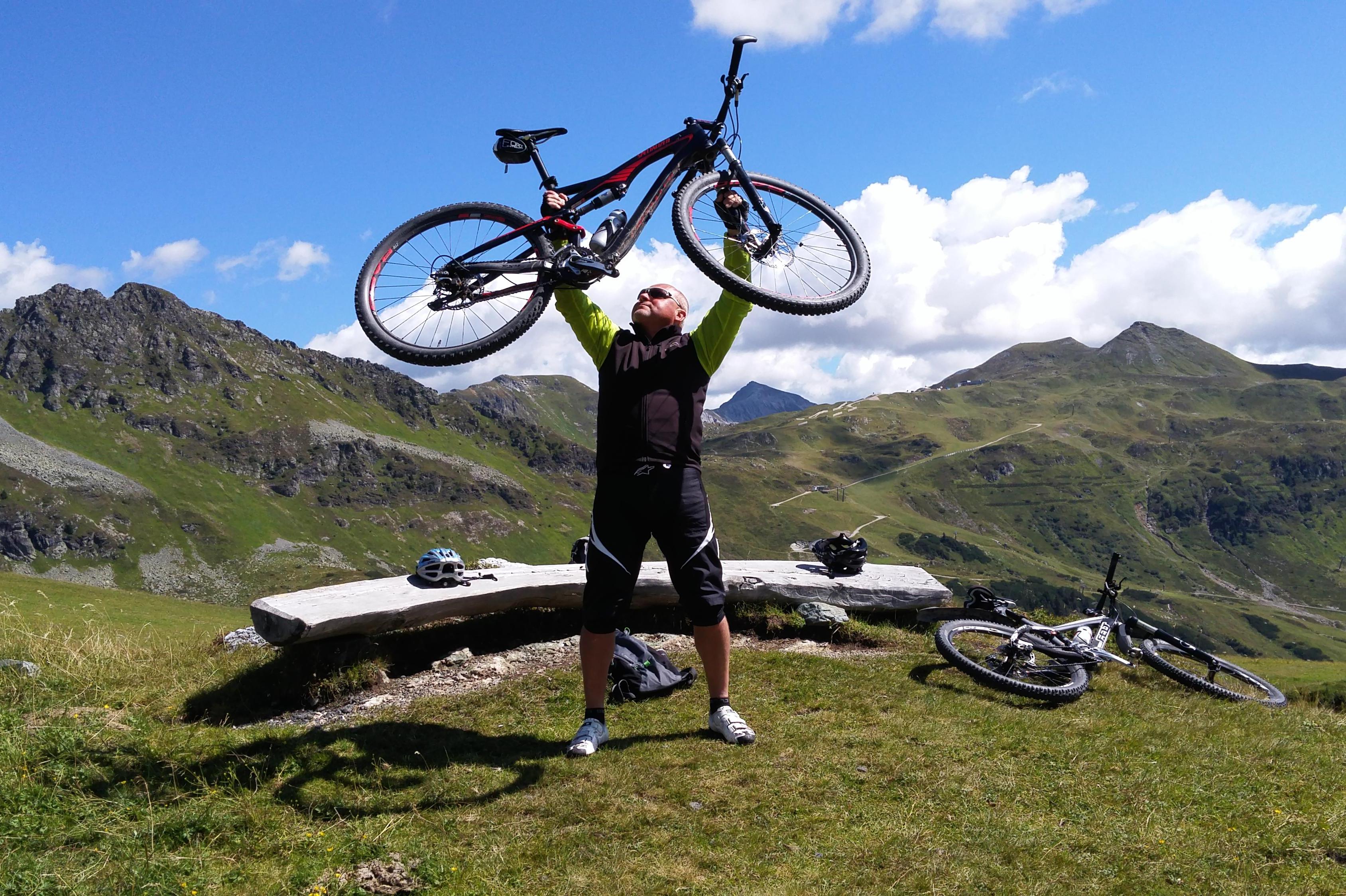 Cestovní kancelář CYKLOTURISTIKA MIKULENKA