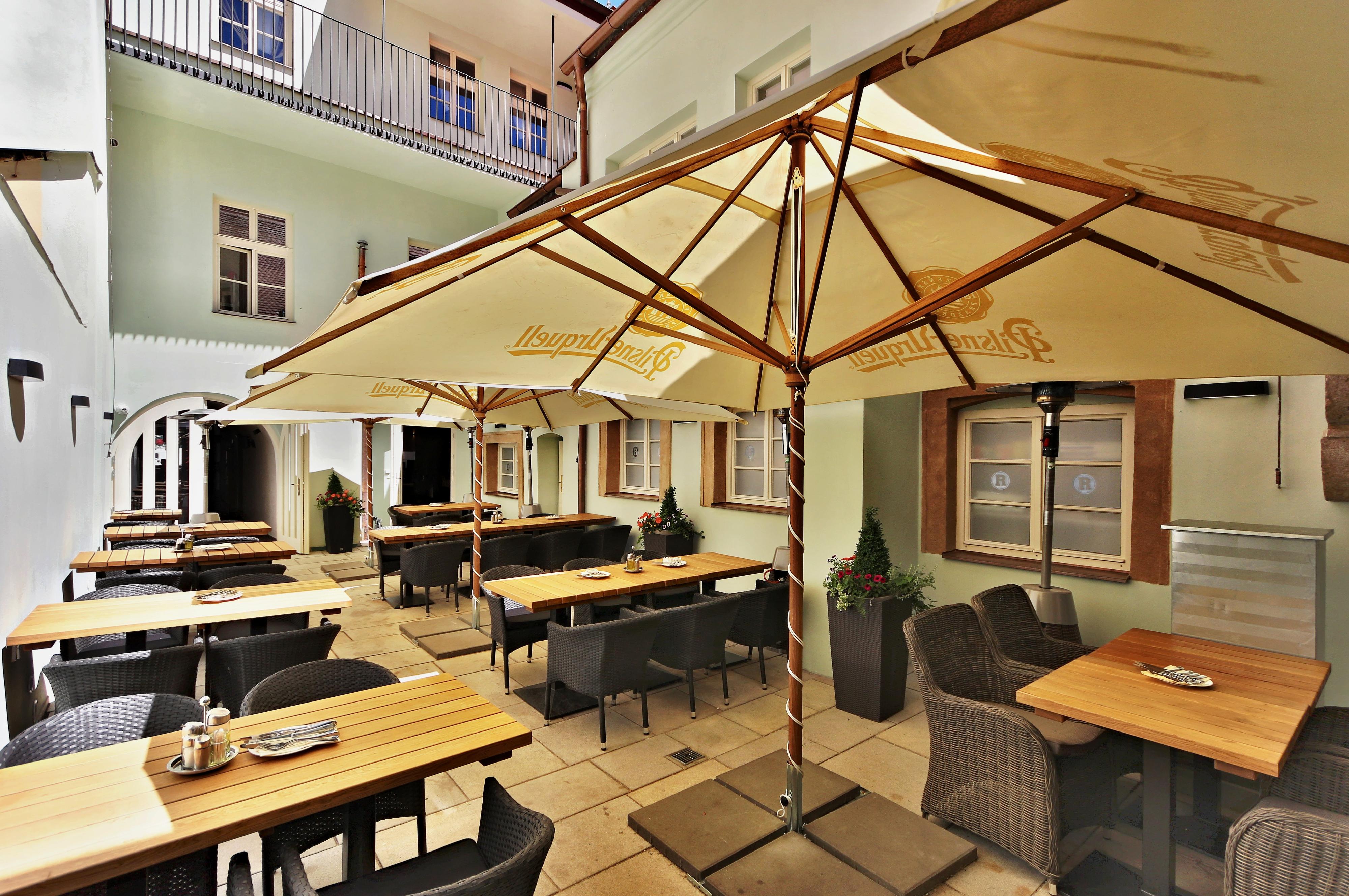 Republika 24 - Restaurace foto 3