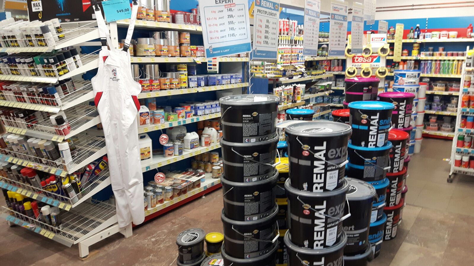 BARVY A LAKY DROGERIE foto 4