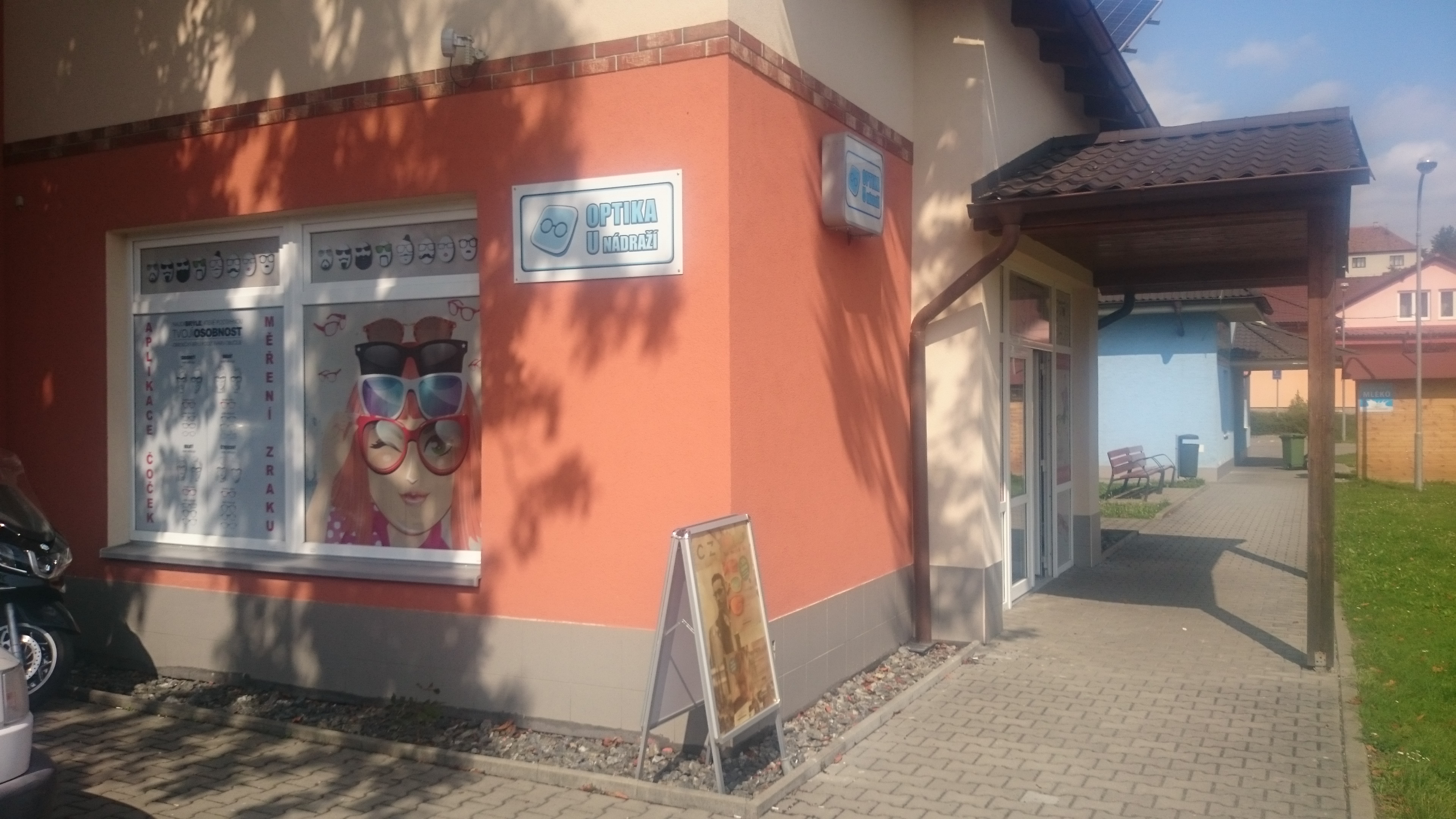 Optika U nádraží foto 2