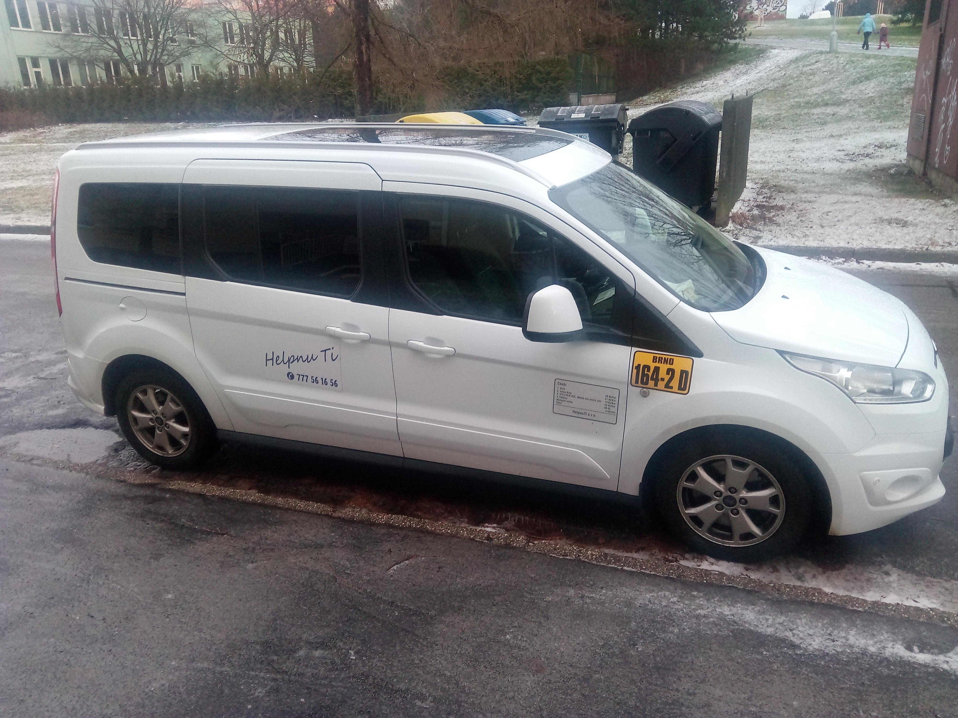 1. bezbariérové taxi v Brně-HelpnuTi foto 2