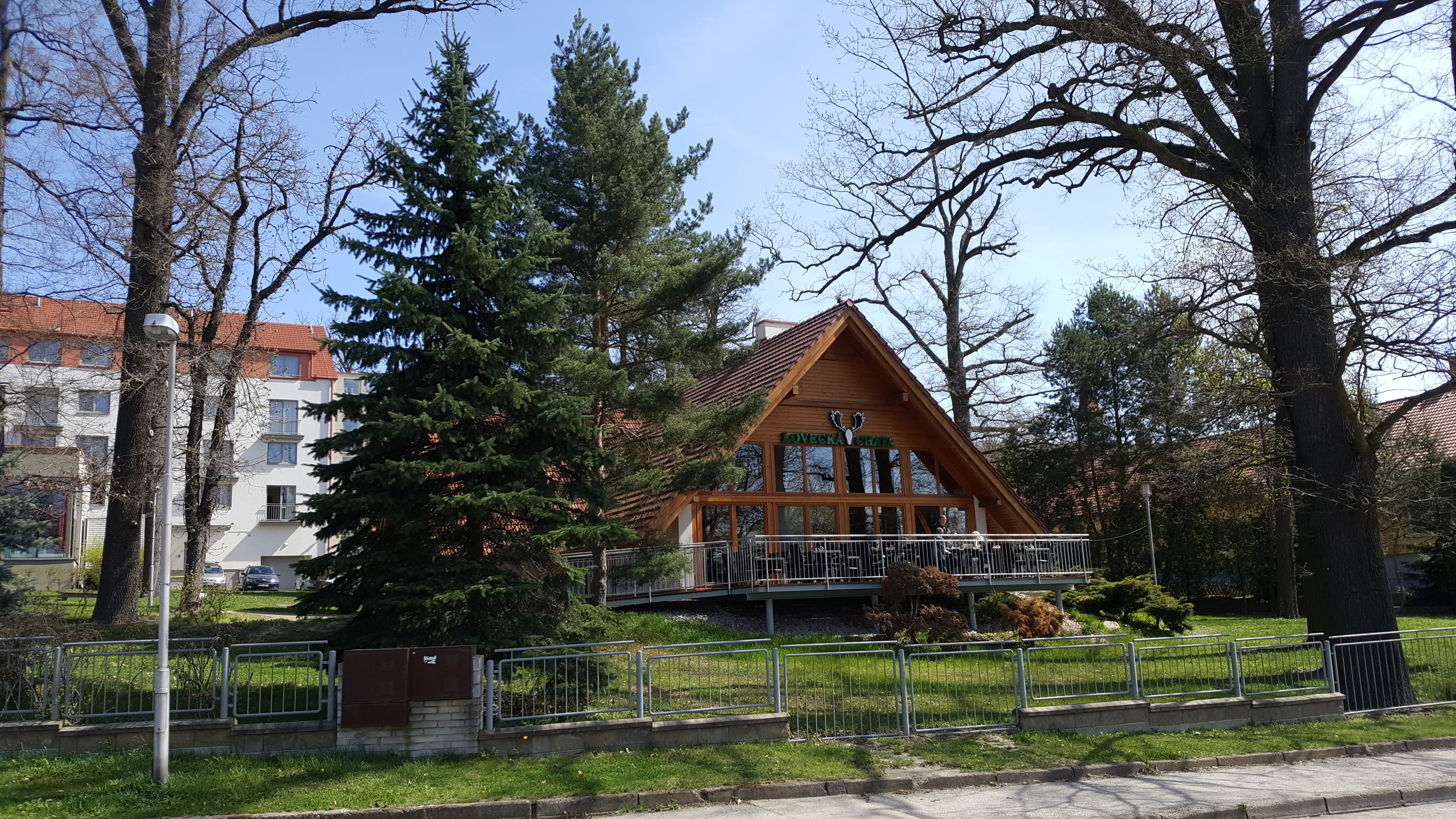 Restaurace Lovecká chata foto 2