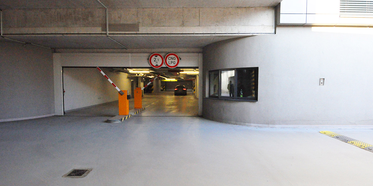 MR.PARKIT - Parking Prosek Point Prosecká 851/64 foto 2