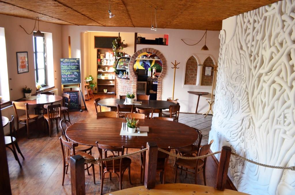 Etno - vegetariánská restaurace foto 2