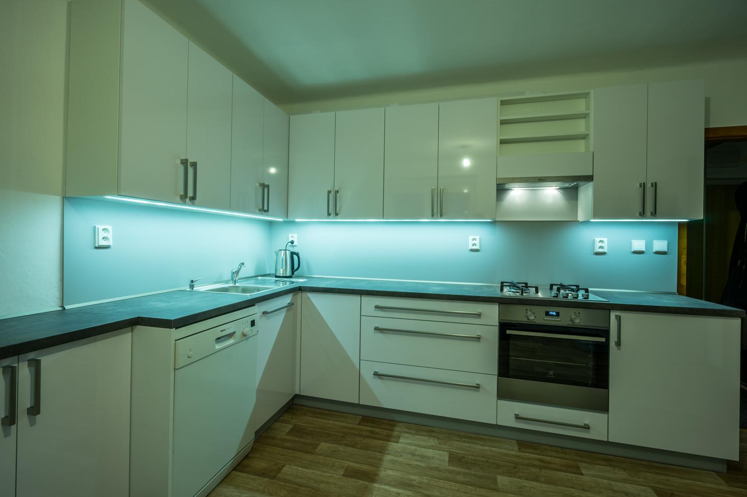 KŘIČENSKÝ- KUCHYNĚ