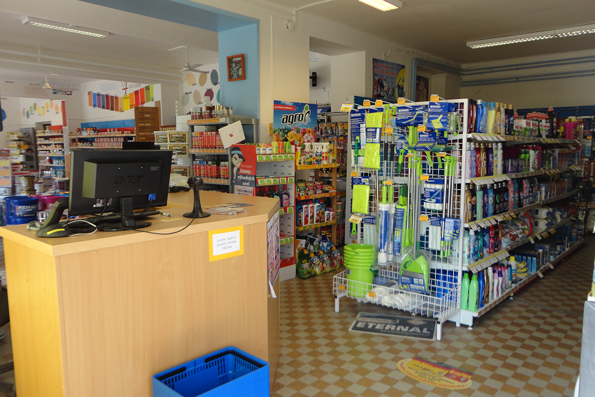 BARVY A LAKY DROGERIE foto 4