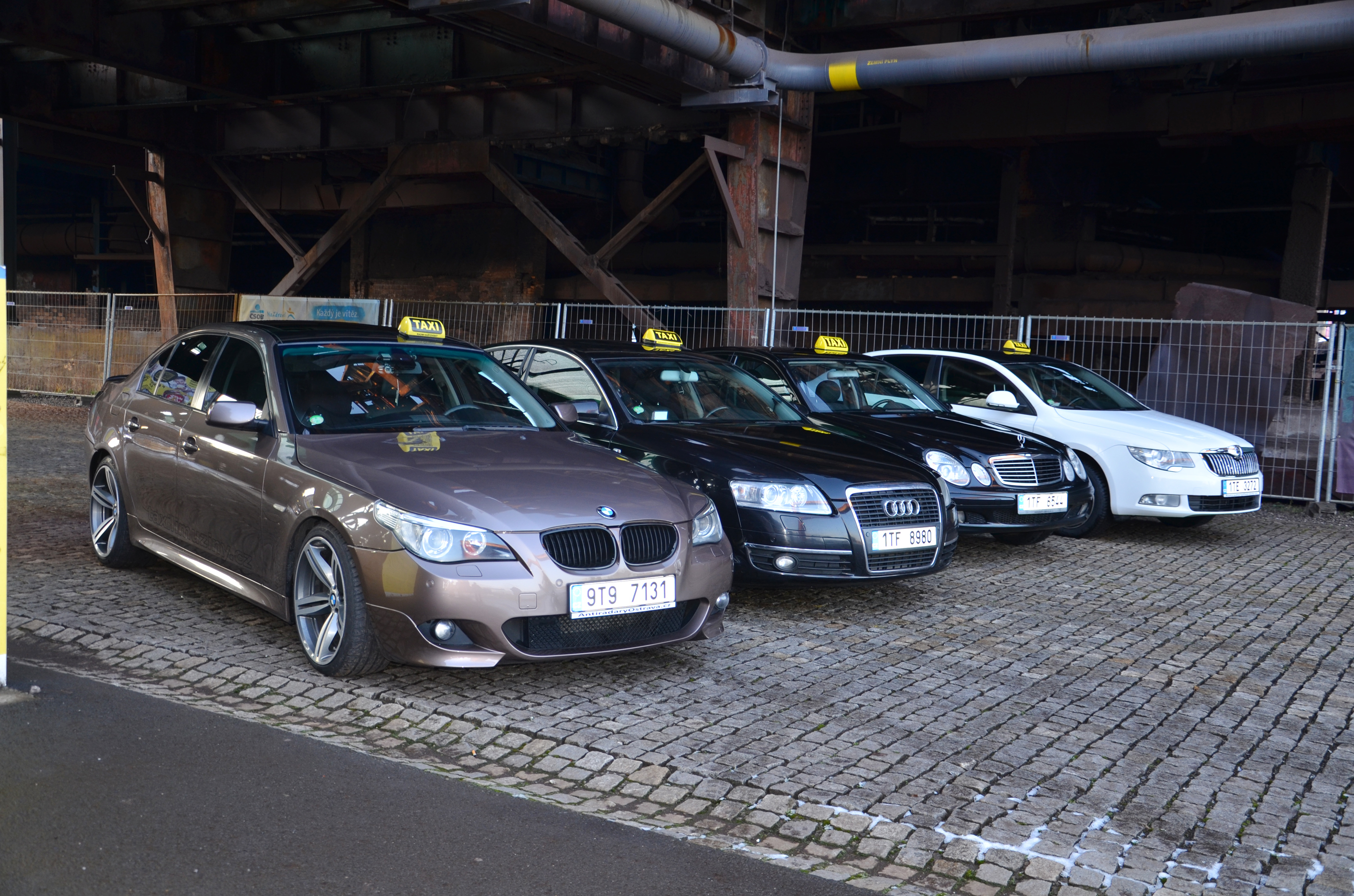 LUX TAXI Ostrava foto 4