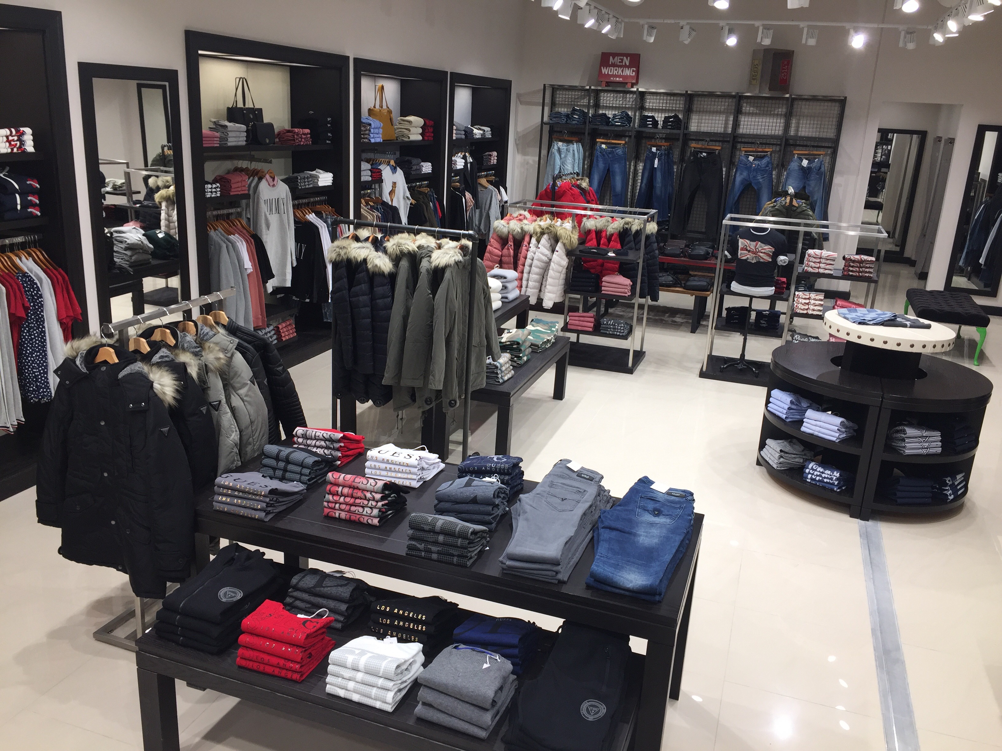 TOMMY JEANS - NELTEX cz foto 3