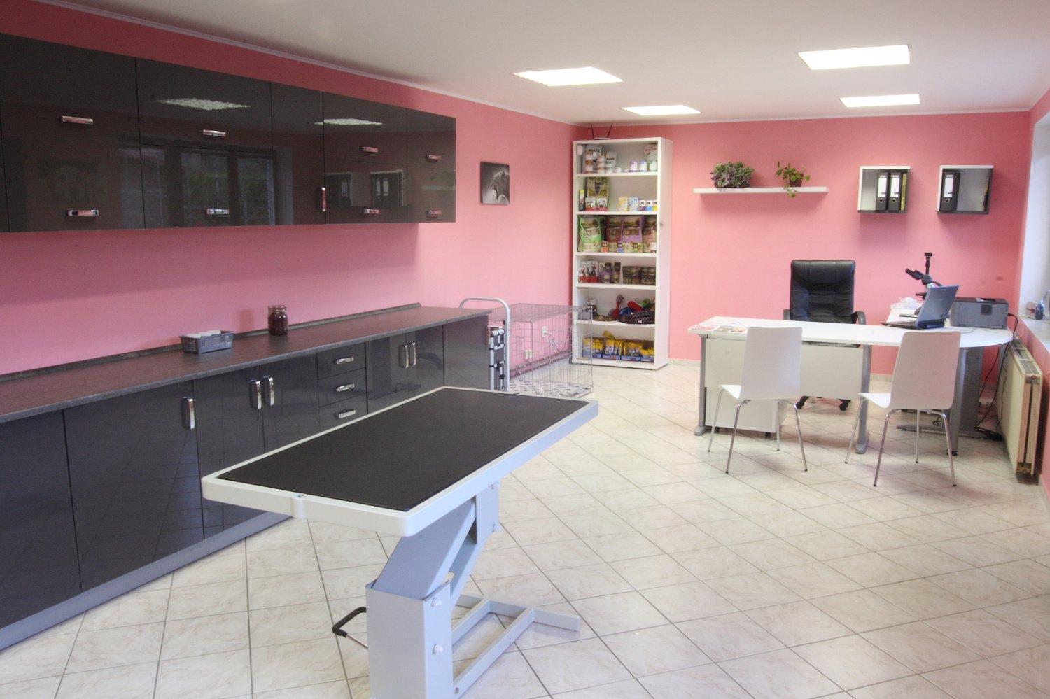 MVDr. Lenka Semrádová