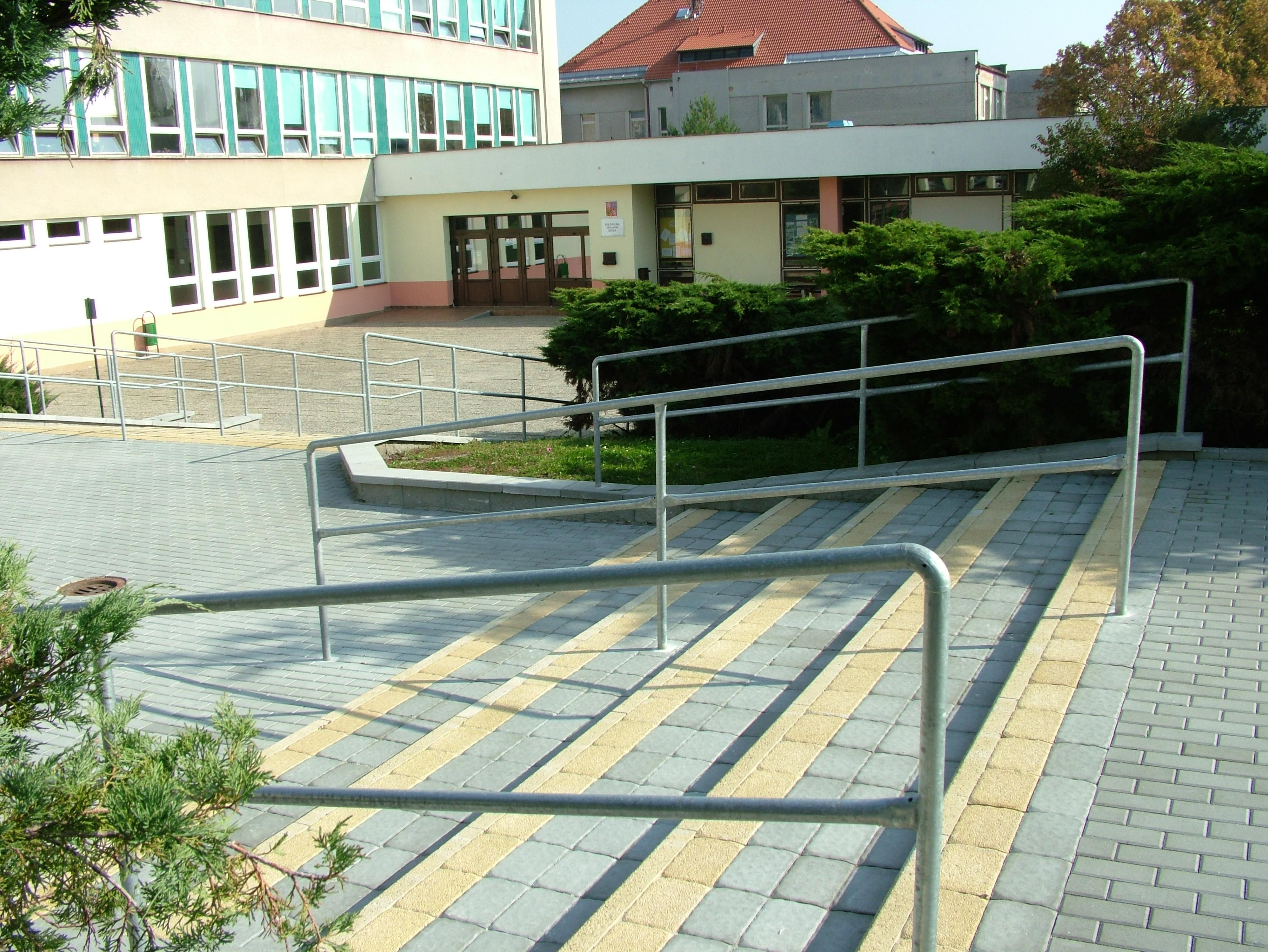 Bolevecká ZŠ Plzeň foto 2