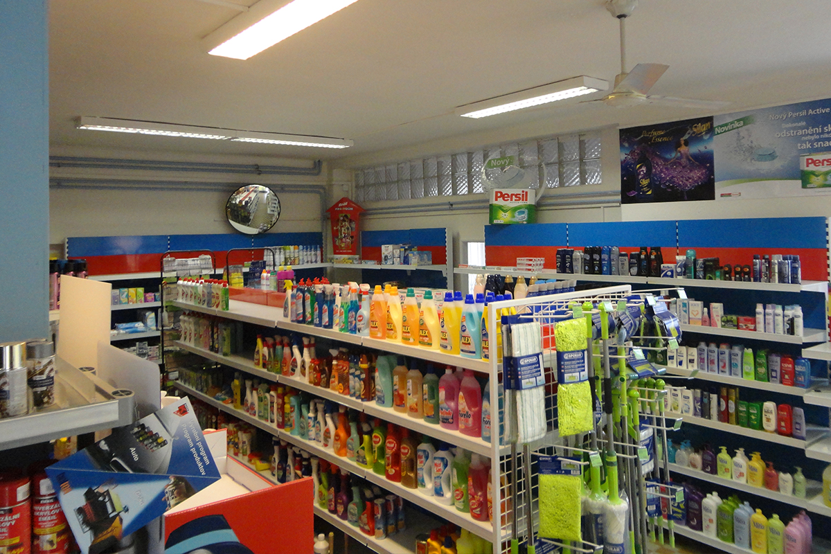 BARVY A LAKY DROGERIE foto 3