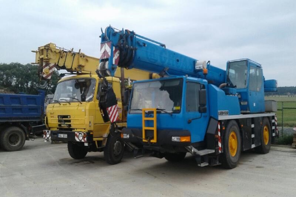 Autojeřáby Kliment