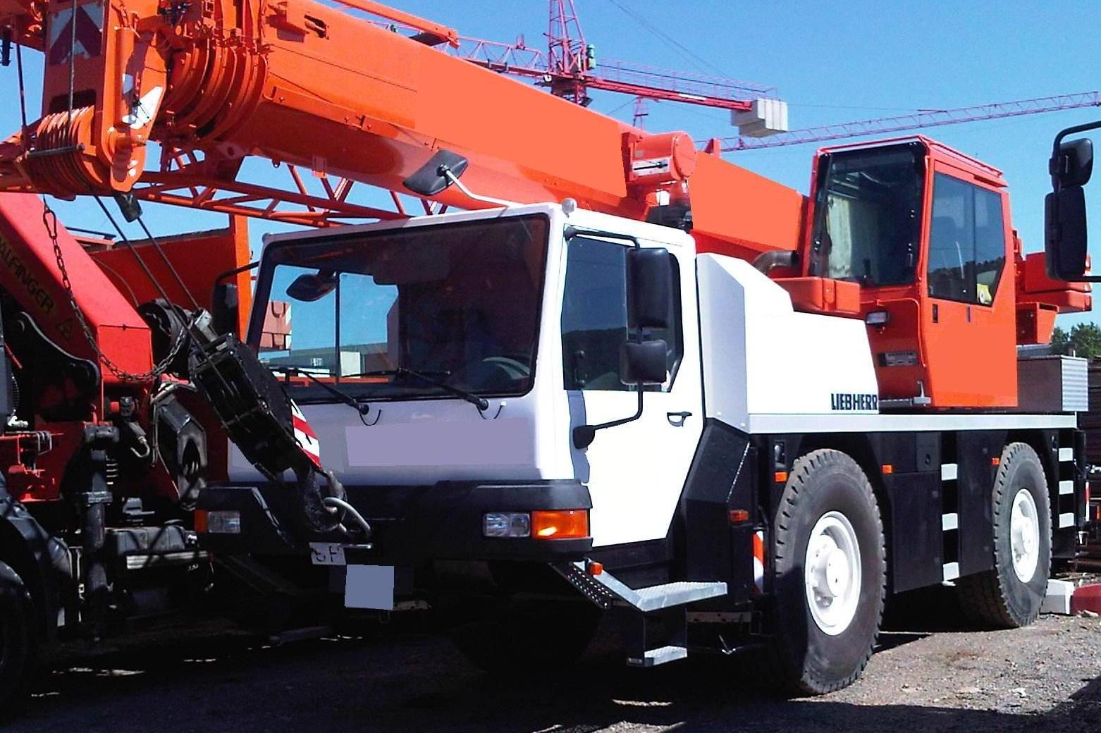 Autojeřáby Roman Dostál