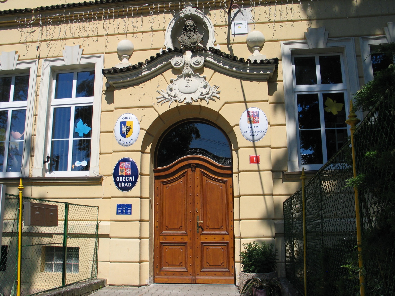 Svárov - obecní úřad foto 2