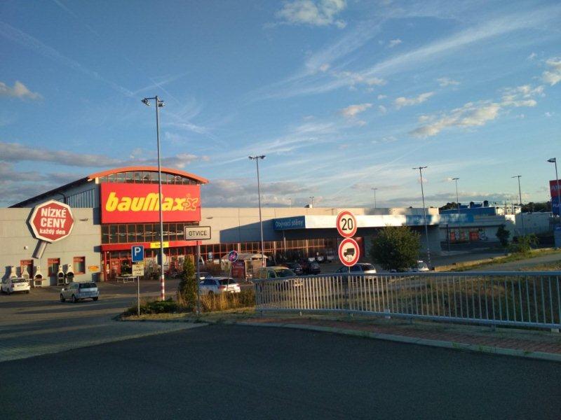 bauMax foto 2