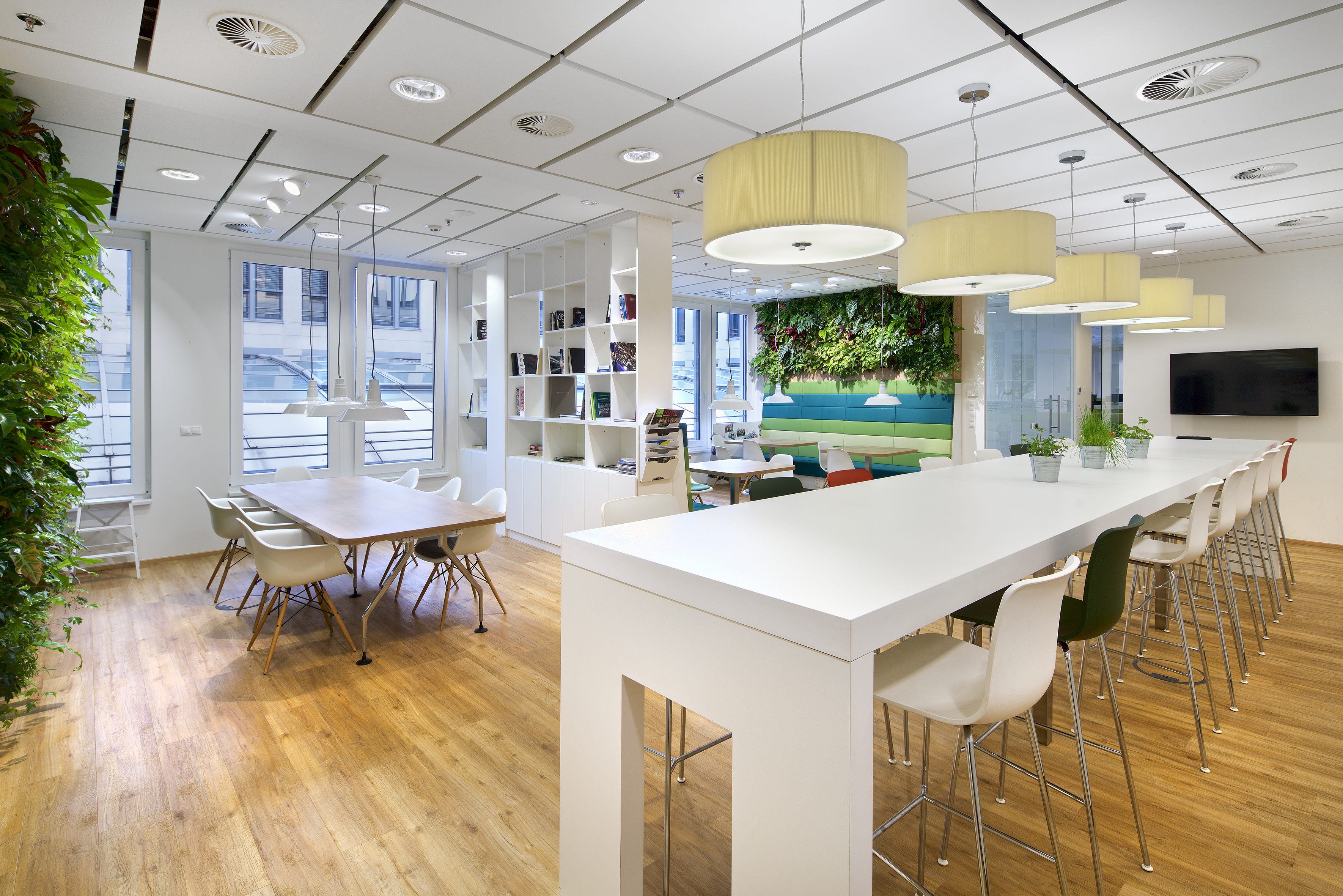 CBRE, s.r.o. - Office foto 4