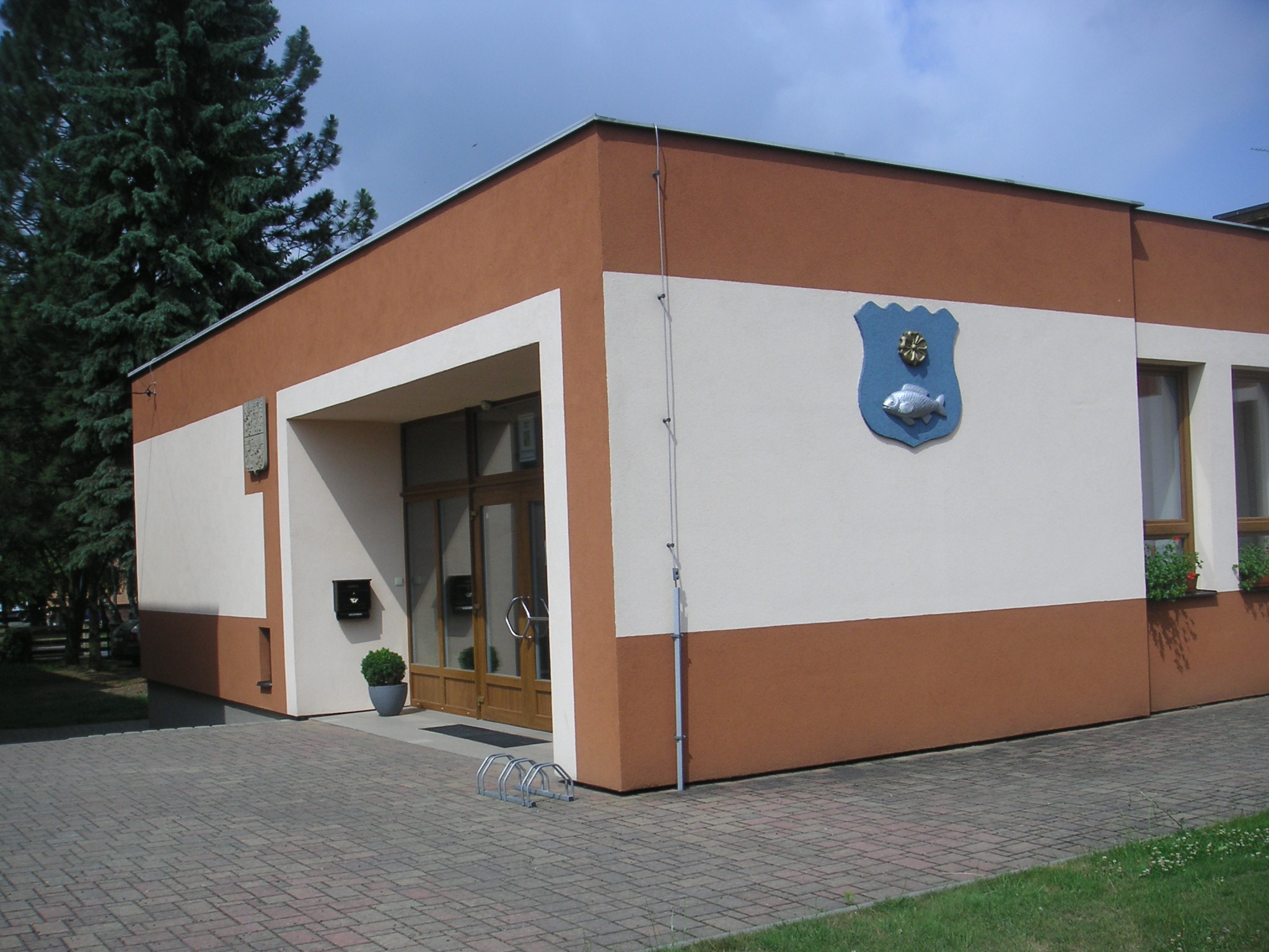 Dolní Kralovice - obecní úřad