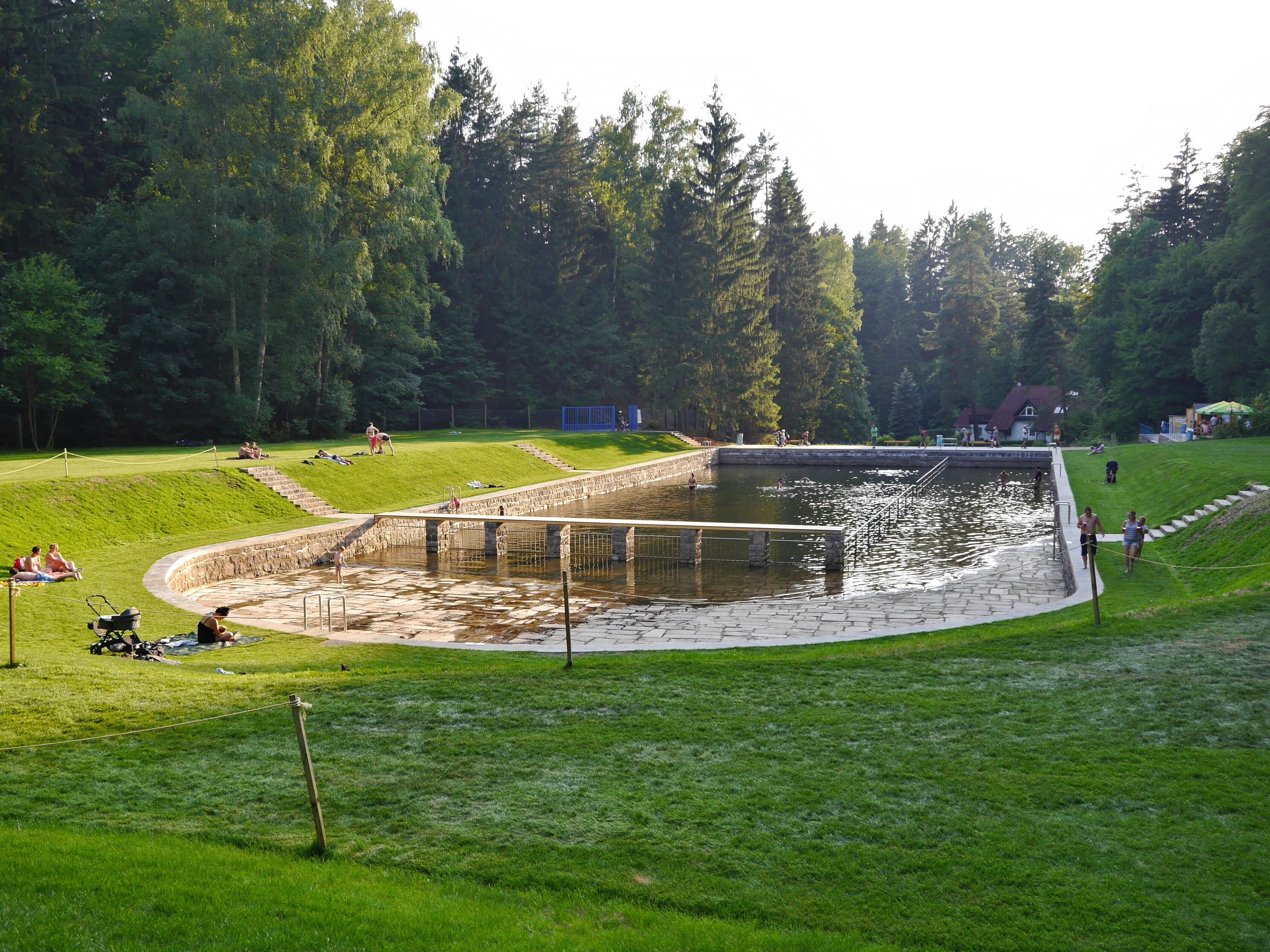 Lesní koupaliště foto 2