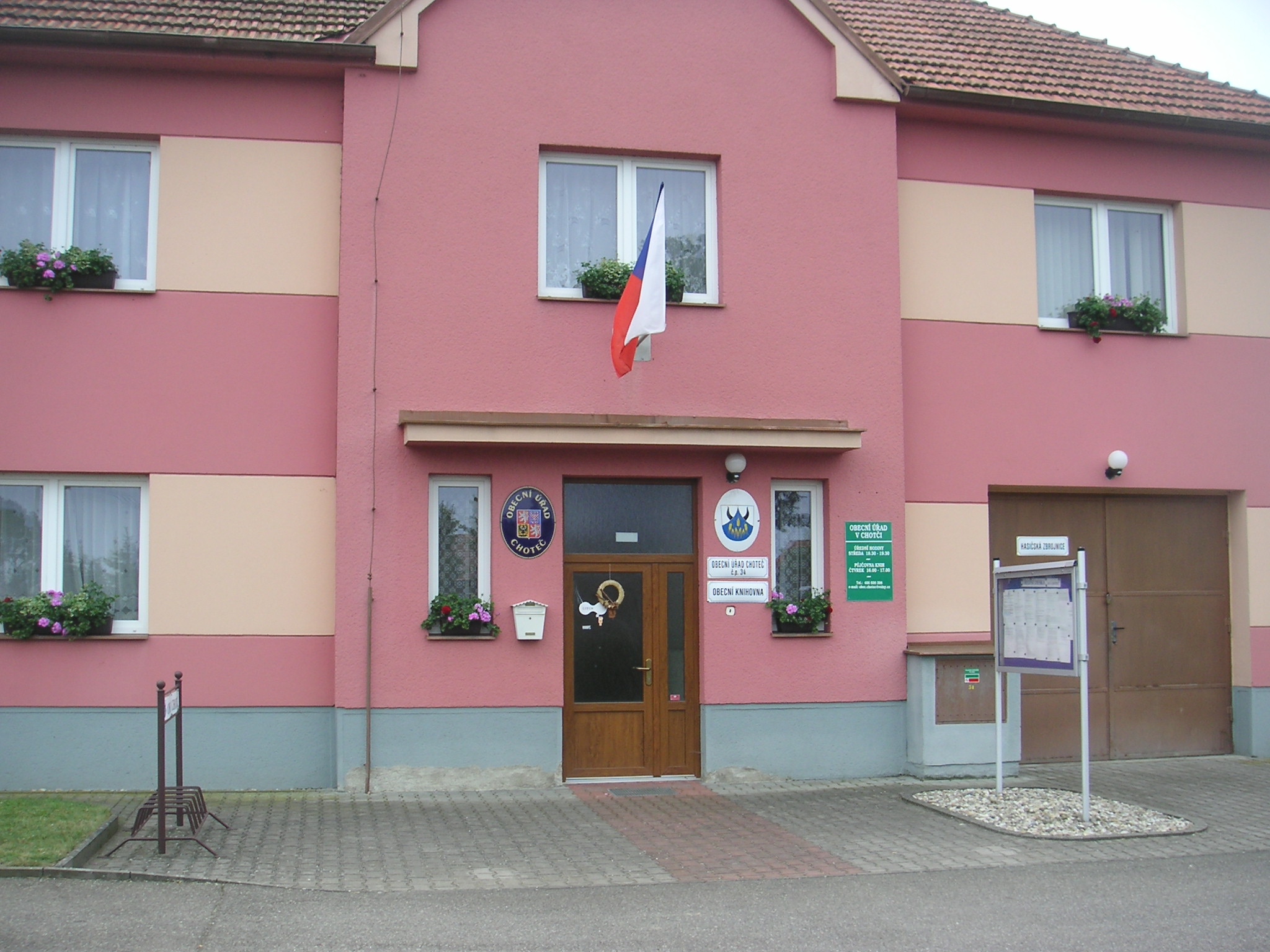 Choteč - obecní úřad