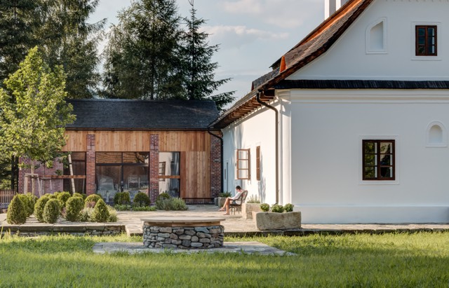 Mezi plůtky boutique hotel
