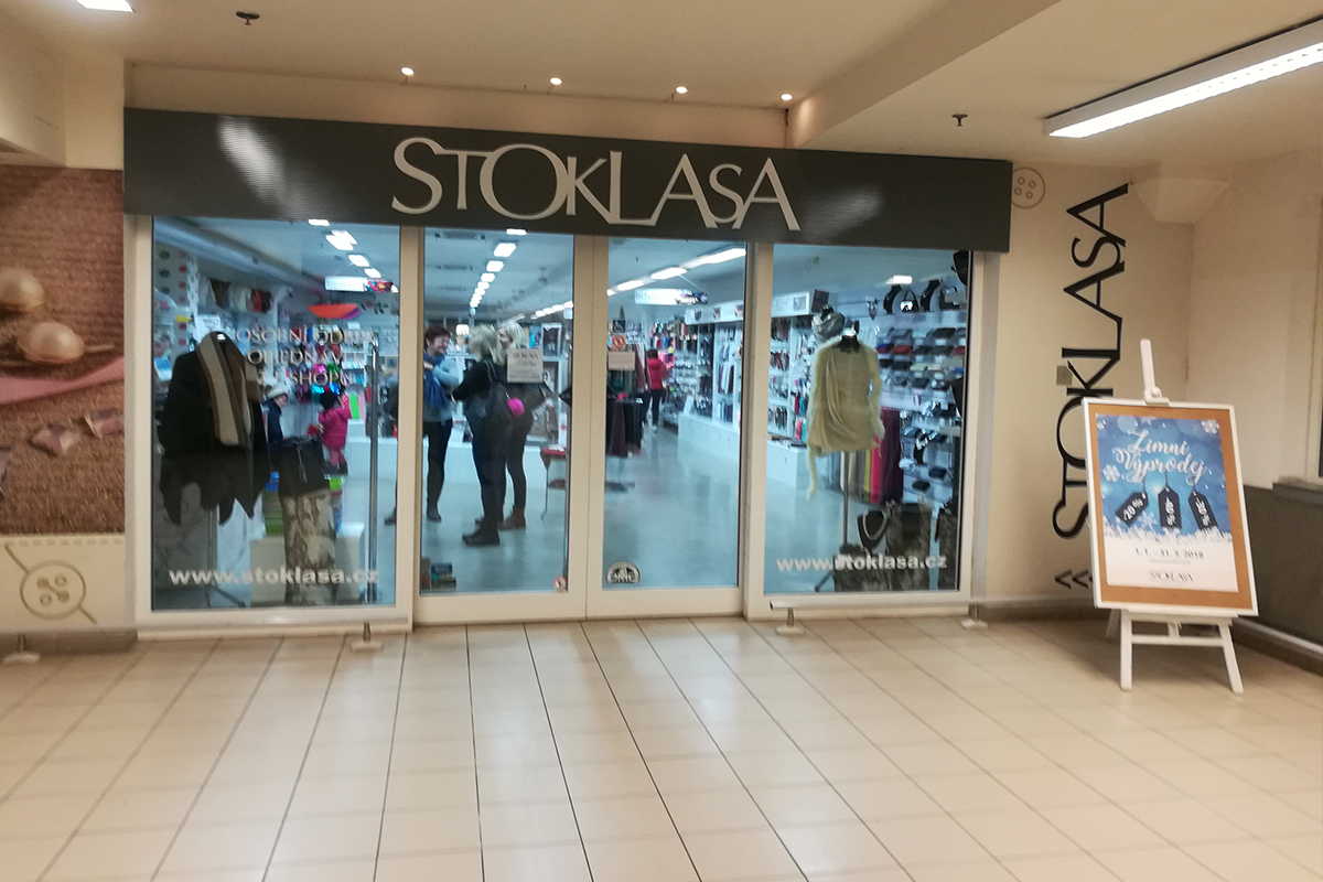 STOKLASA galanterie a látky foto 4