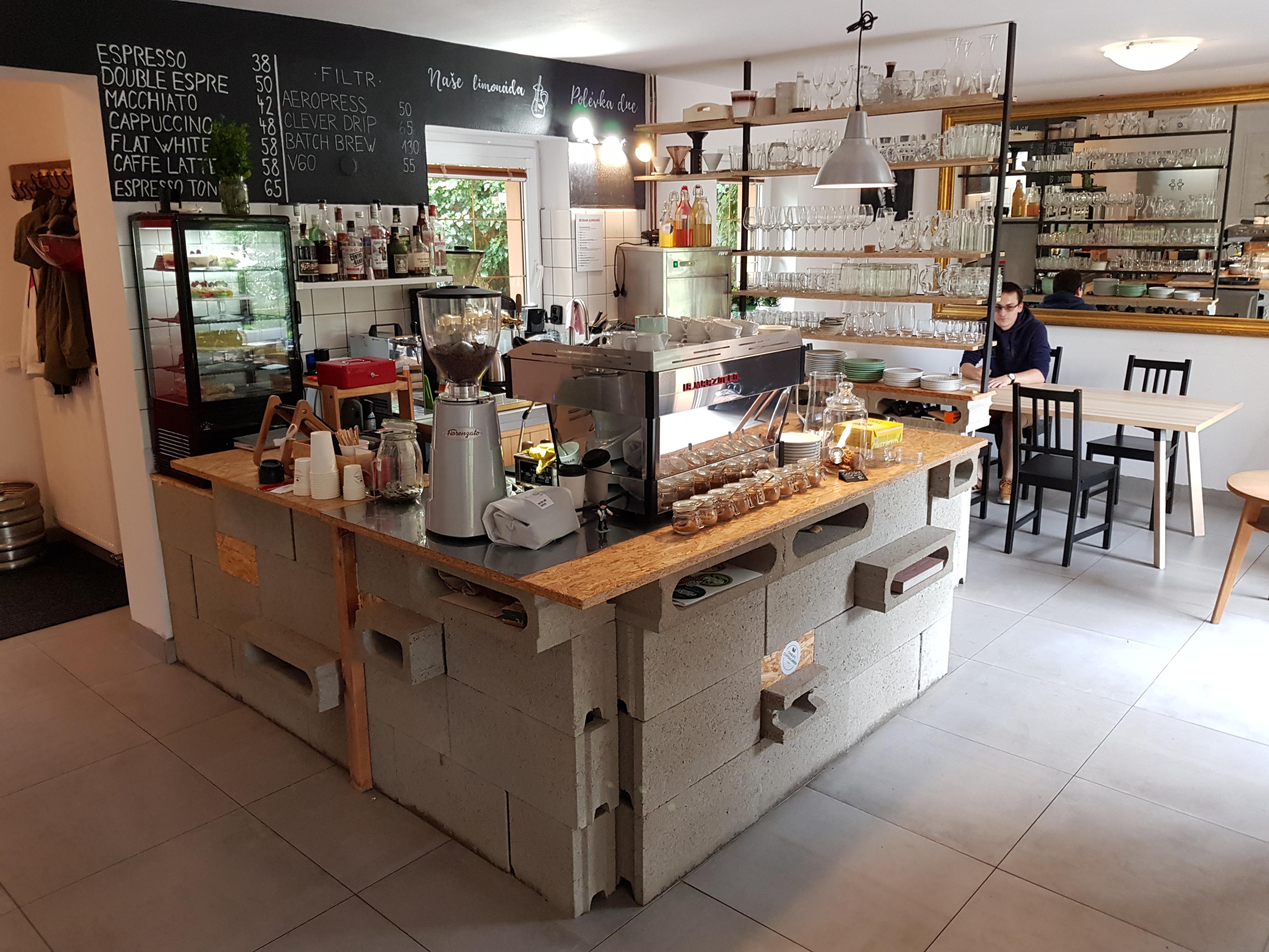 Charlie's Coffee&Garden