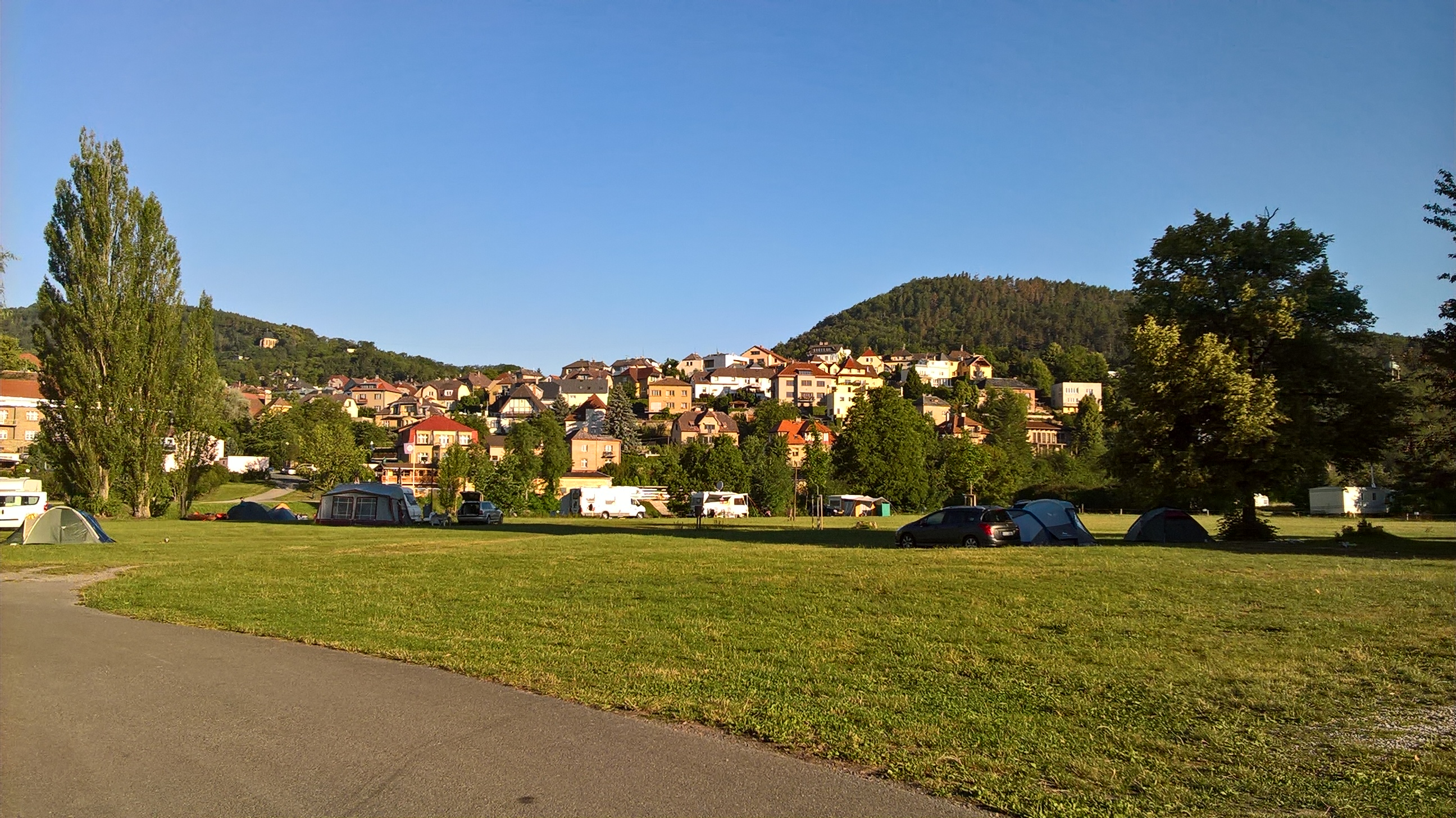 Autocamp Beroun Na Hrázi foto 3