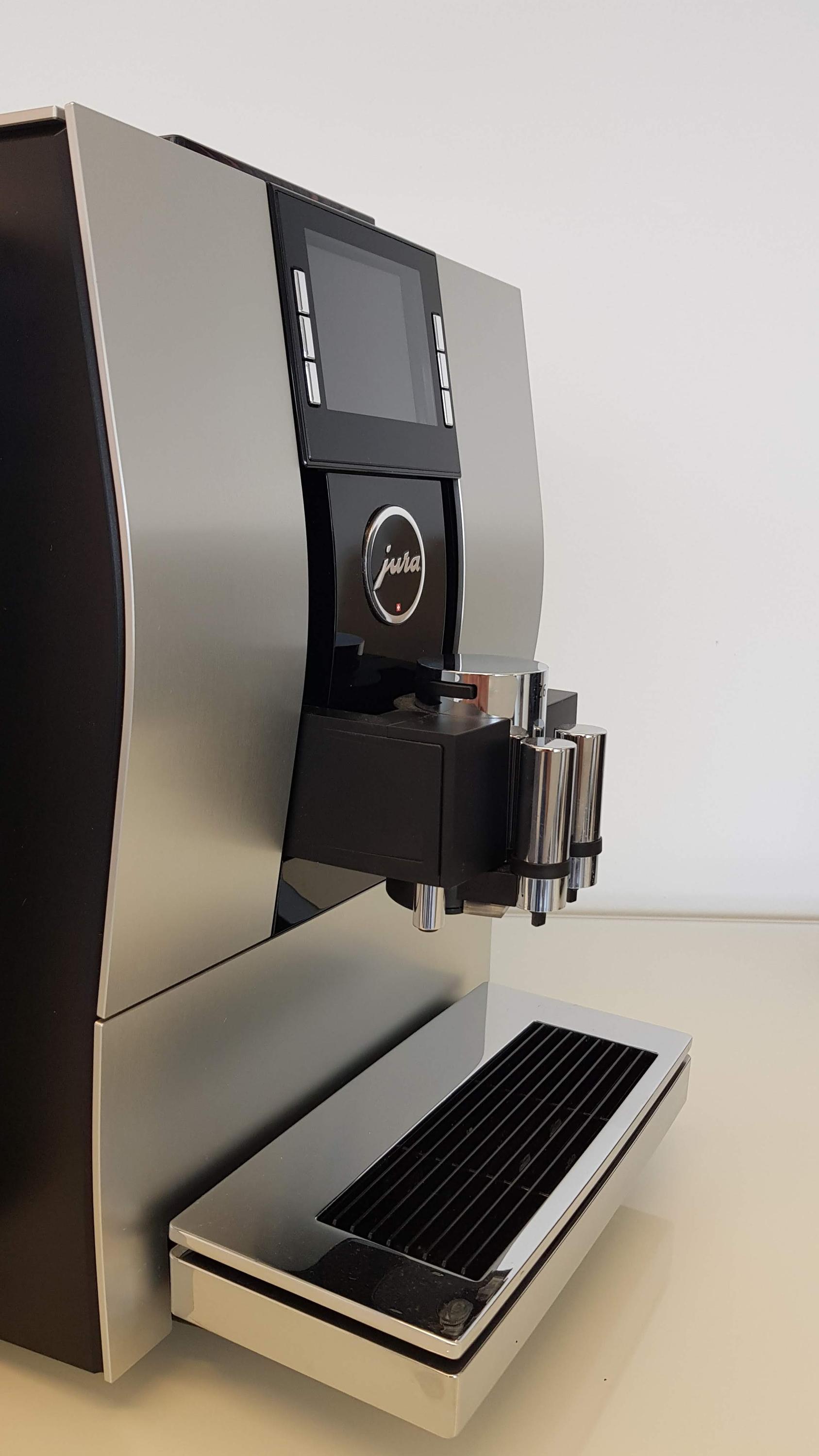 Jura - servis kávovarů foto 2