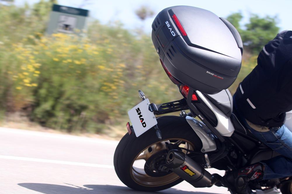 Kvalita na cestách: kufry a montáž