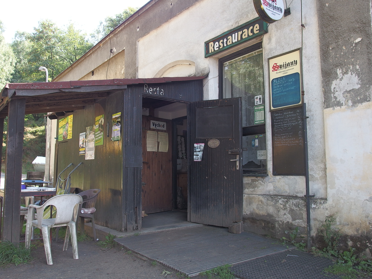 Nádražní restaurace Jedlová foto 3