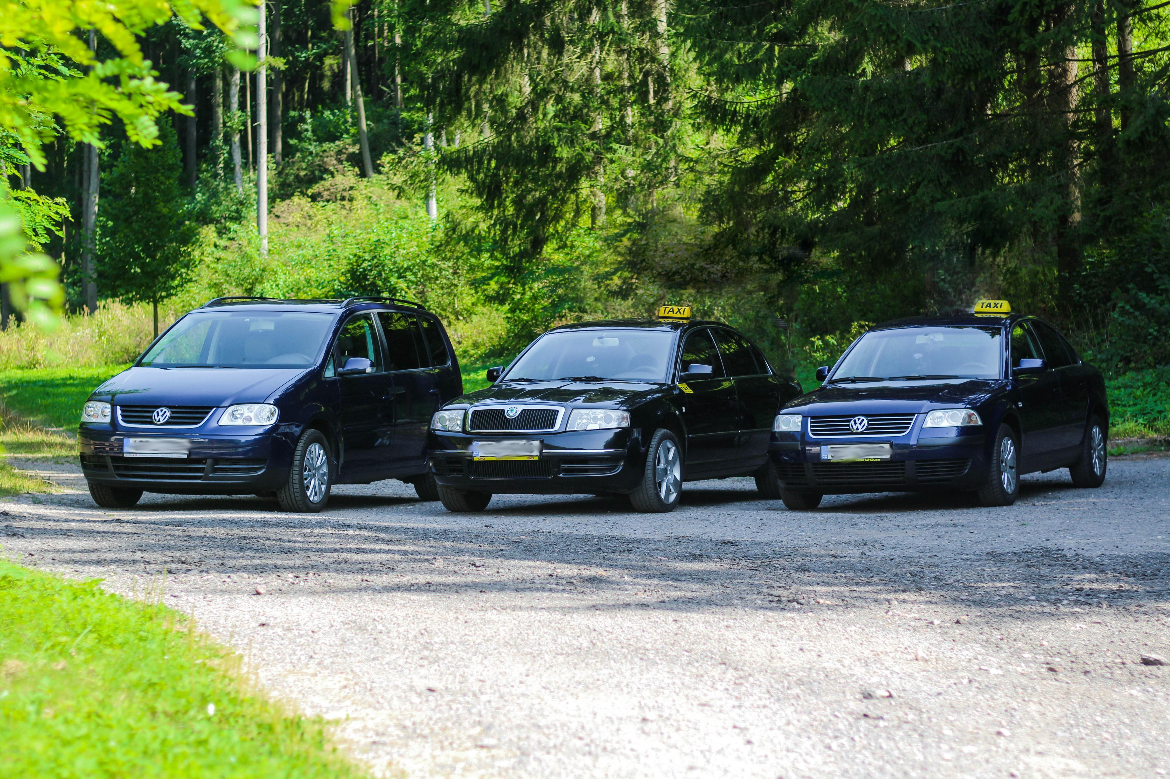 Taxi služba Zahálka/Zahálková