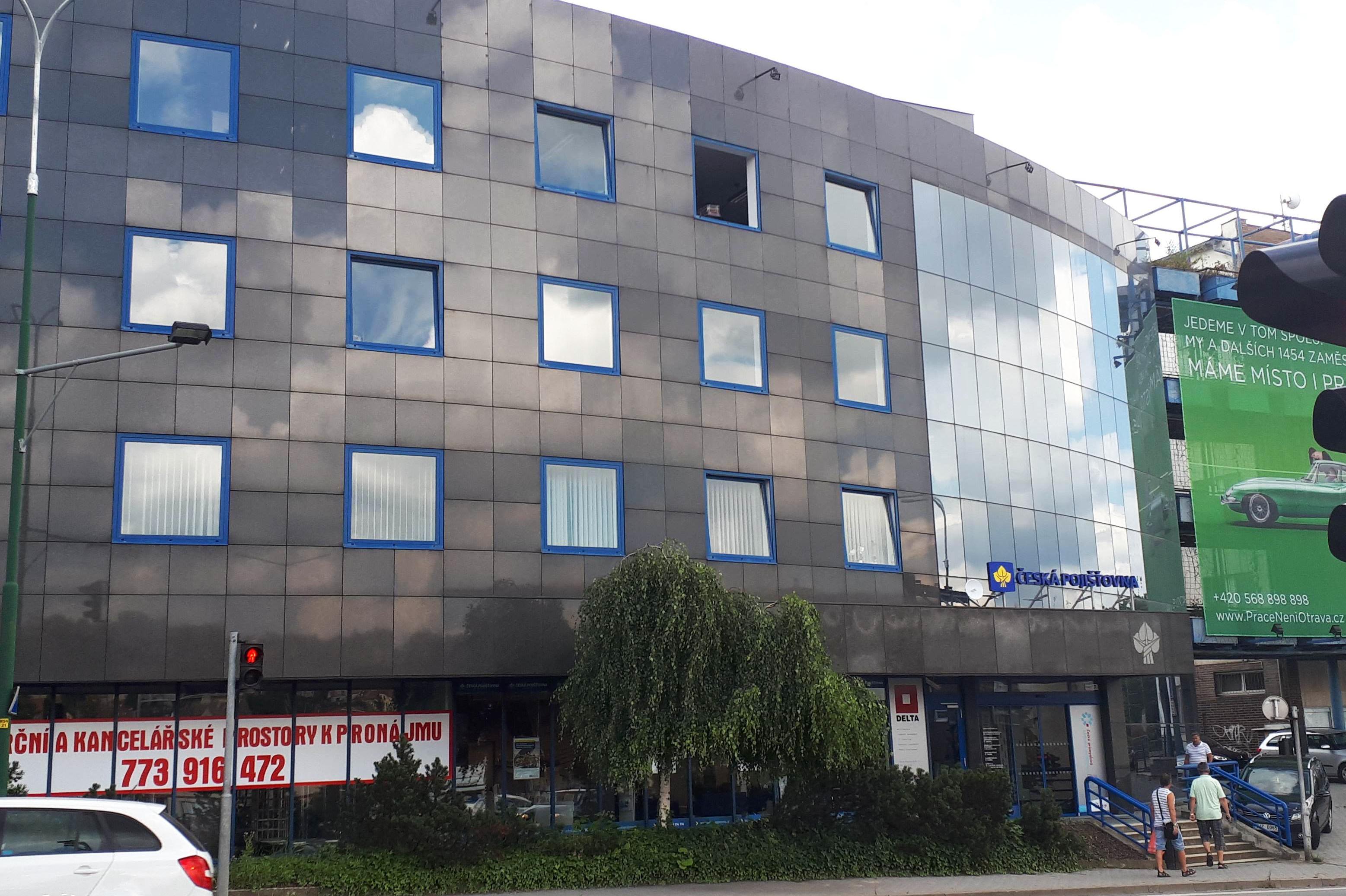 LEONES EDUCATION s.r.o.