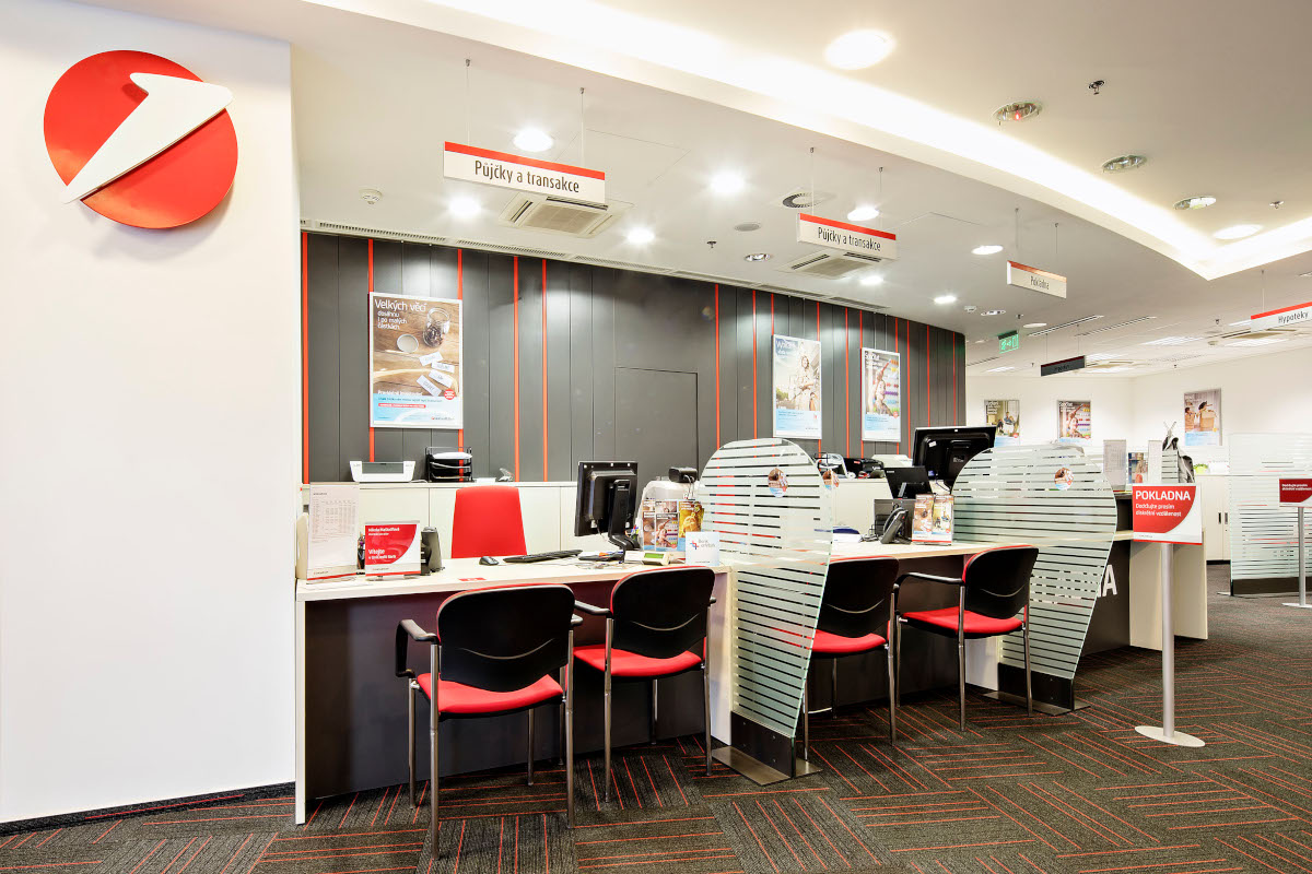 Bankomat UniCredit Bank Czech Republic foto 1